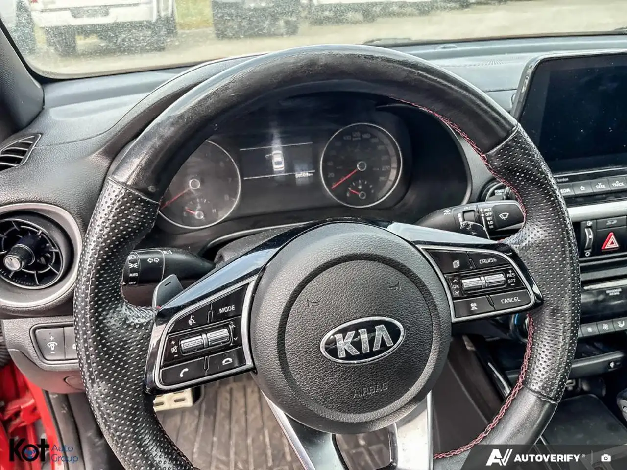 Kia Forte снимка Kia Forte