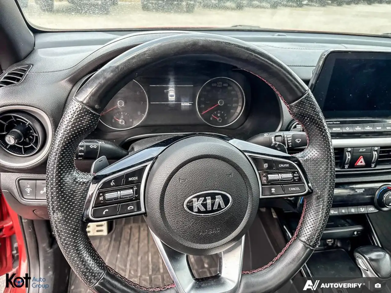 Kia Forte снимка Kia Forte