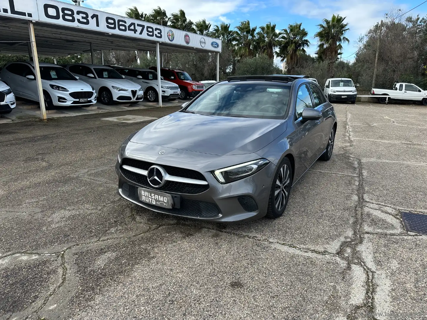 Mercedes-Benz A 180 A 180 d Sport TETTO APRIBILE Gris - 1