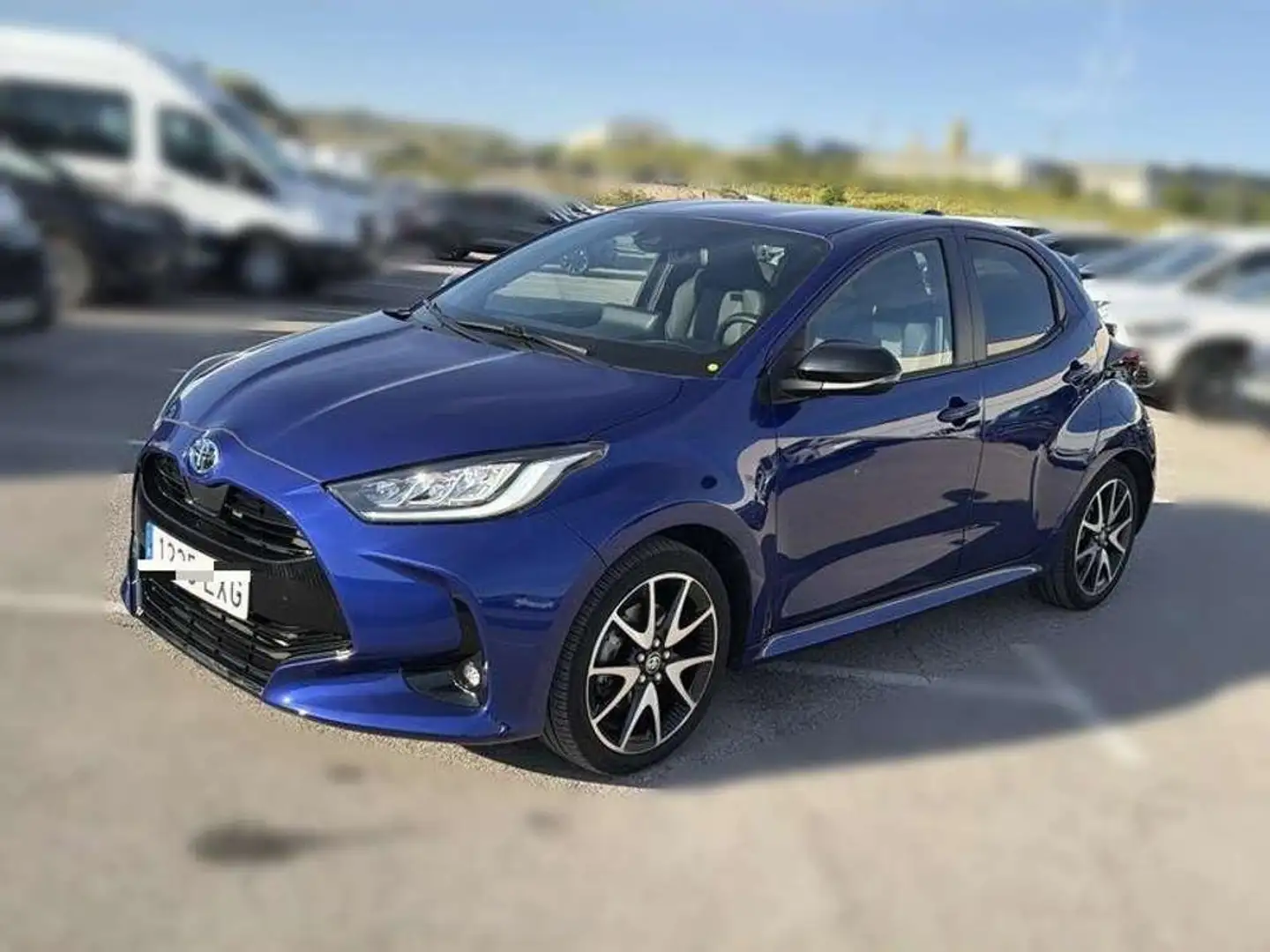 Toyota Yaris 120H 1.5 Style Azul - 1