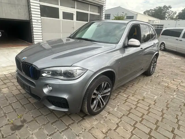 BMW X5 M M50 d