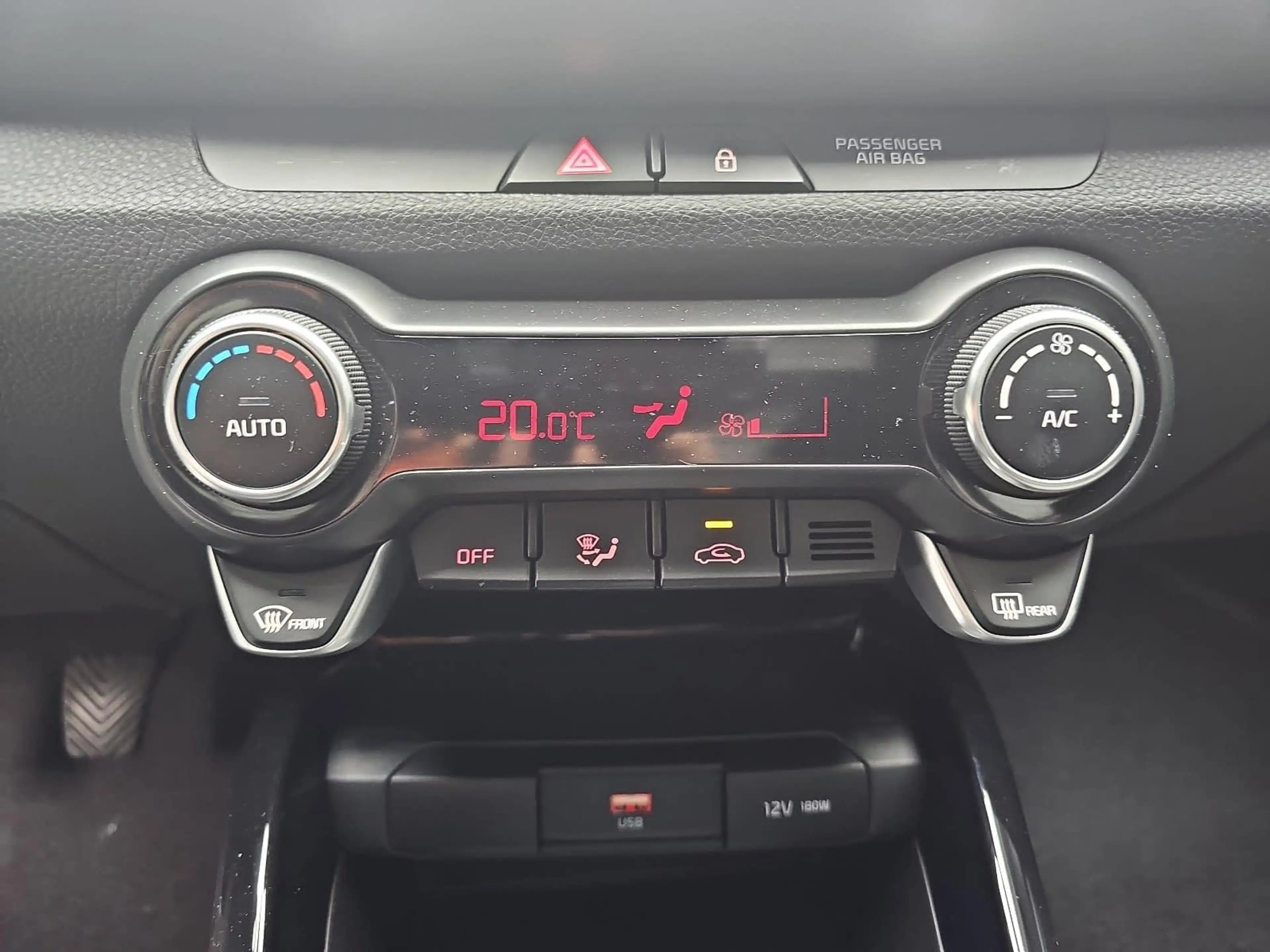 Kia Stonic STONIC 1.0 T-GDI 100 VISION LED SITZH. NAVI — photo 12