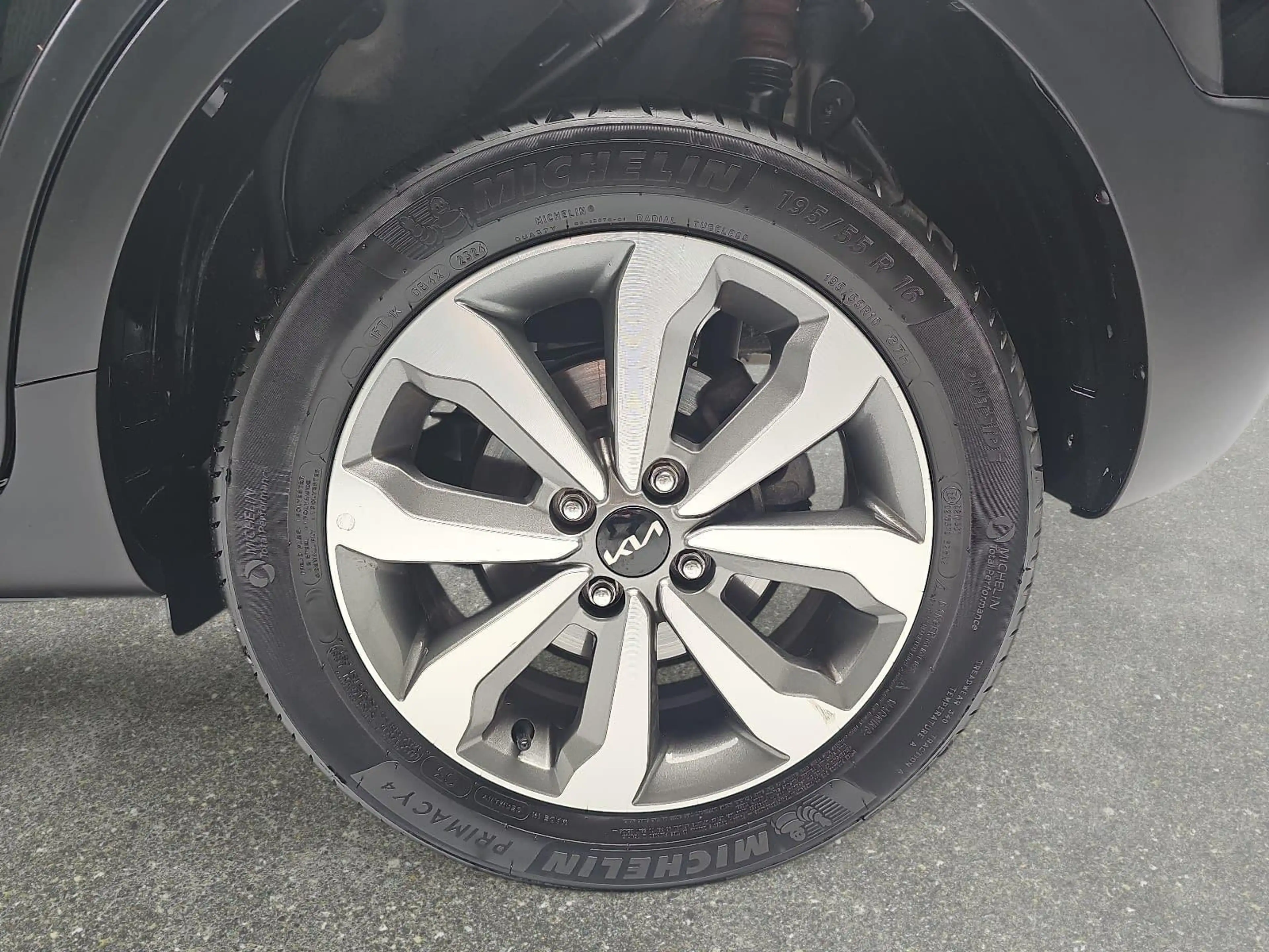Kia Stonic STONIC 1.0 T-GDI 100 VISION LED SITZH. NAVI — photo 7