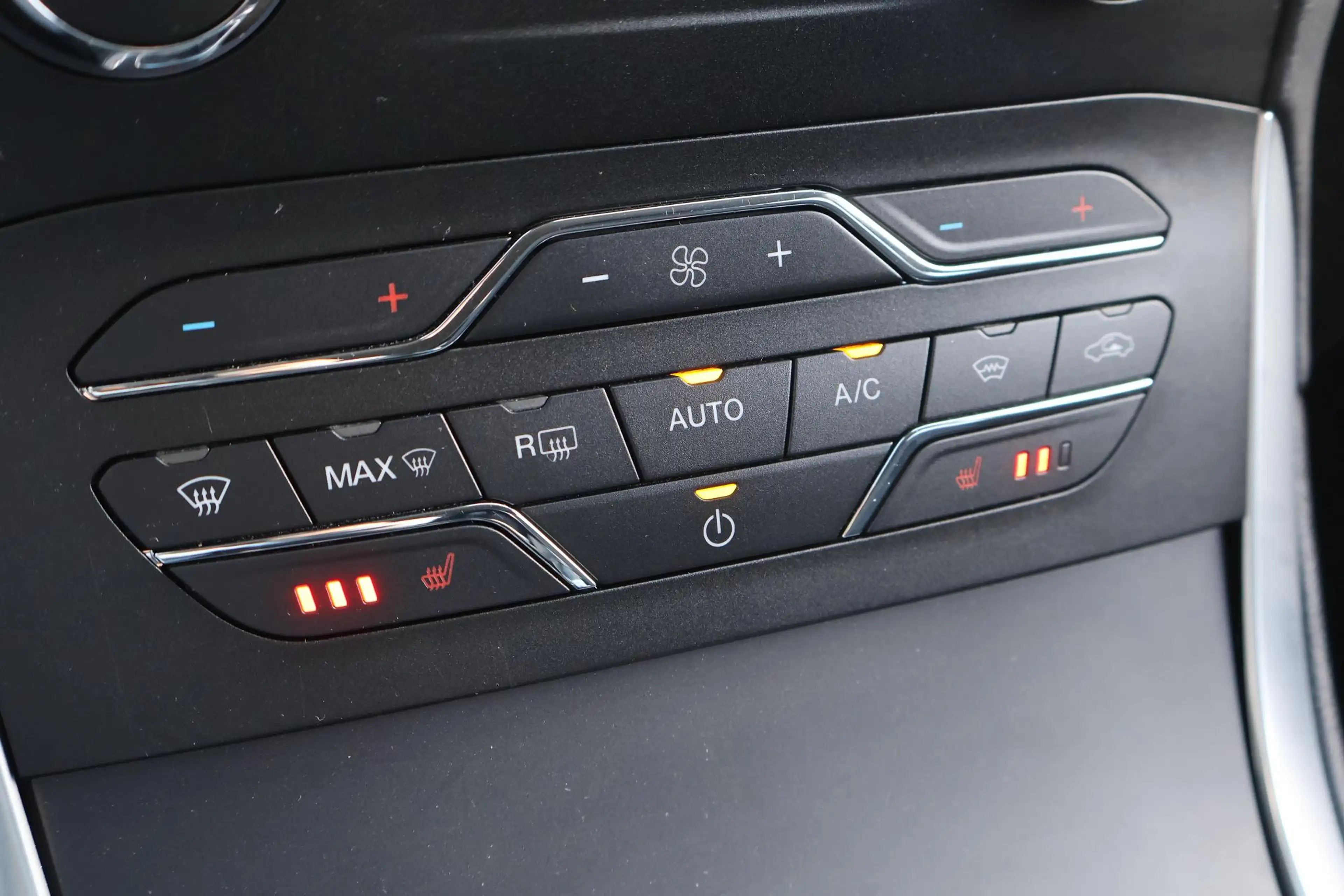 Ford S-Max 1.5 ST-Line 7p. — photo 14