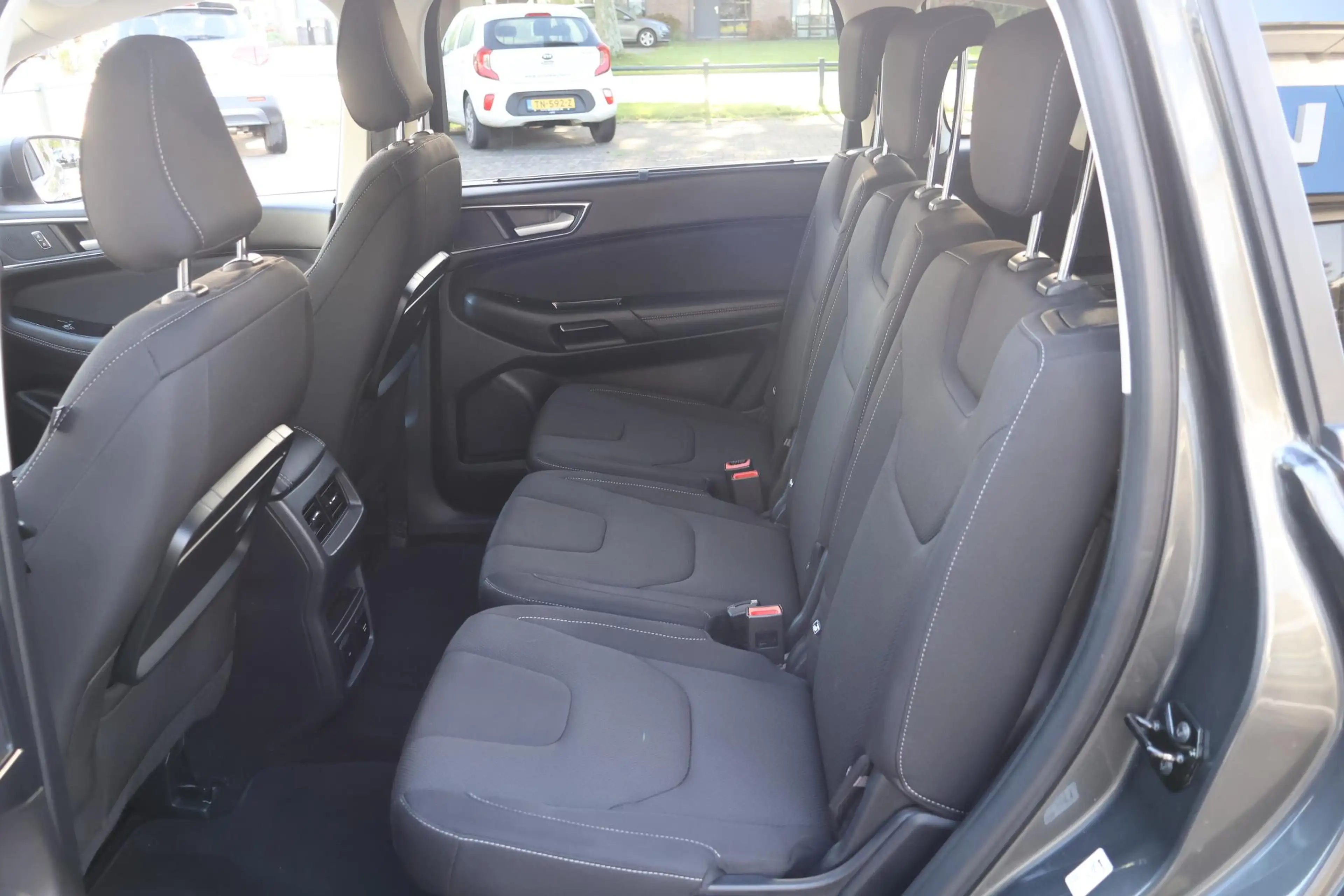 Ford S-Max 1.5 ST-Line 7p. — photo 12