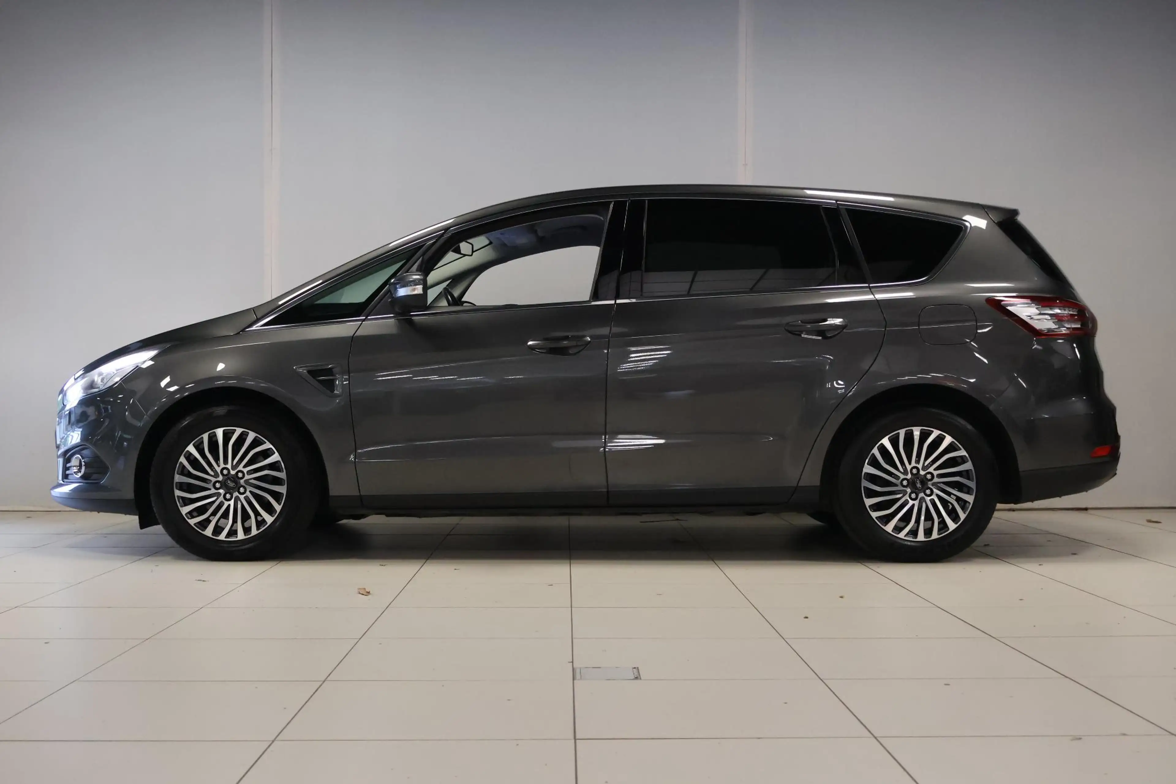 Ford S-Max 1.5 ST-Line 7p. — photo 4