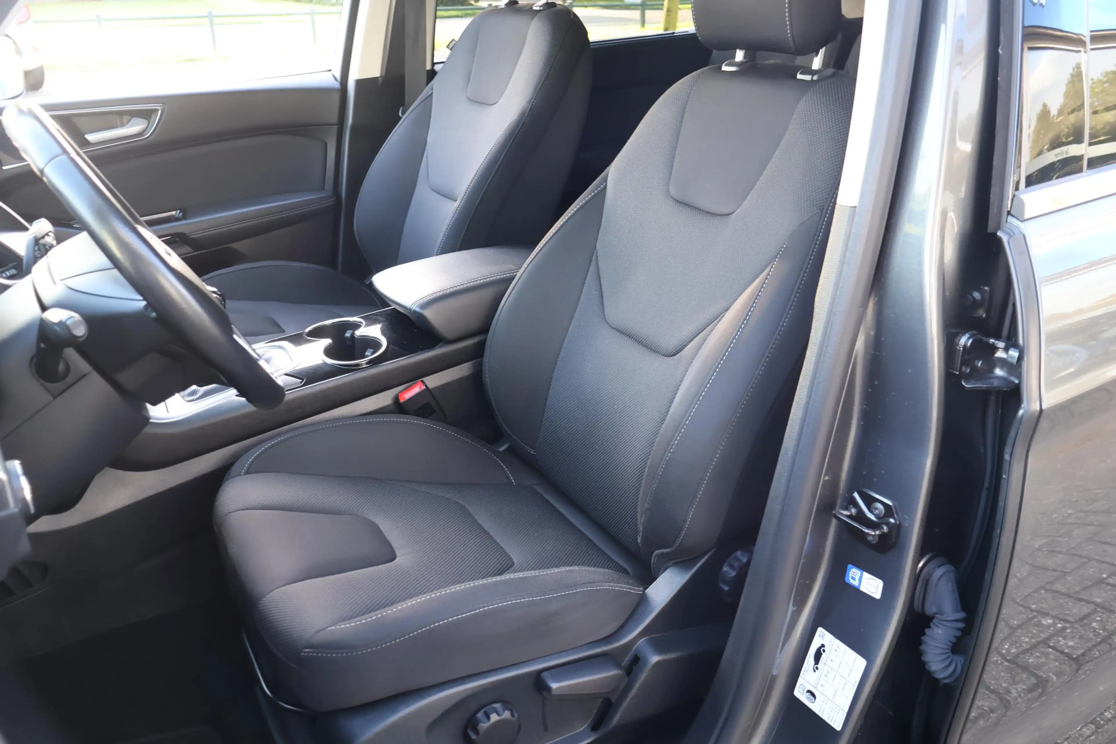 Ford S-Max 1.5 ST-Line 7p. — photo 9