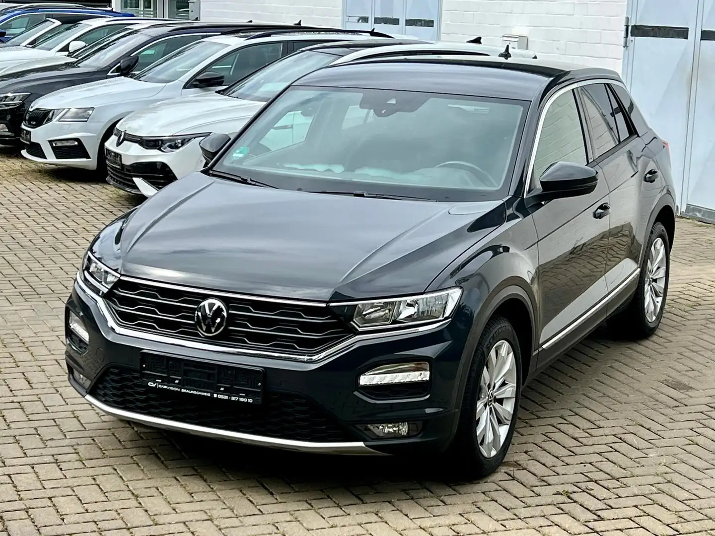 Volkswagen T-Roc 2.0 TDI Sport *DSG*AHK*SPORTSITZE*PDC* Grau - 2