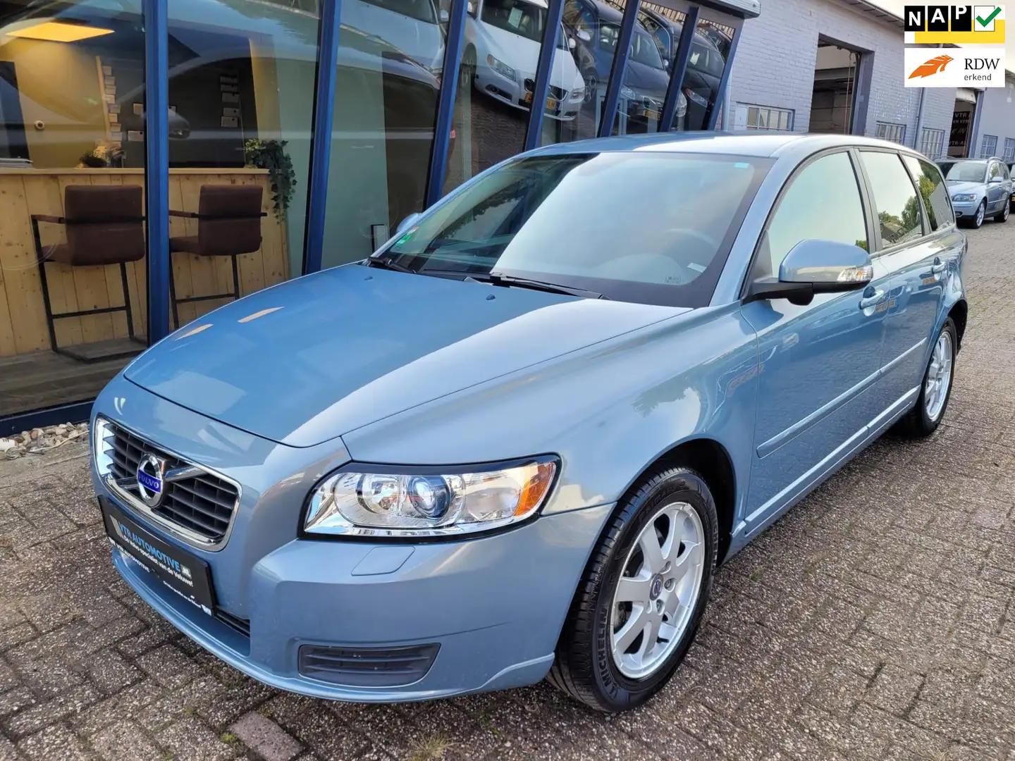 Volvo V50 2.0 Kinetic Youngtimer UNIEK 1e Eigenaar & 41.715K Bleu - 1