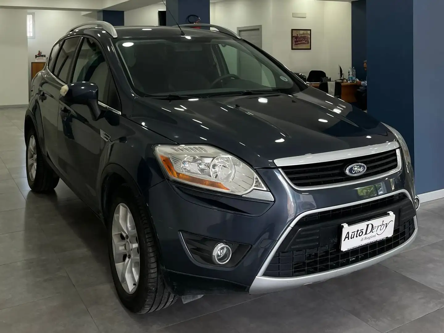 Ford Kuga 2.0 TDCI 140CV TITANIUM Grey - 2