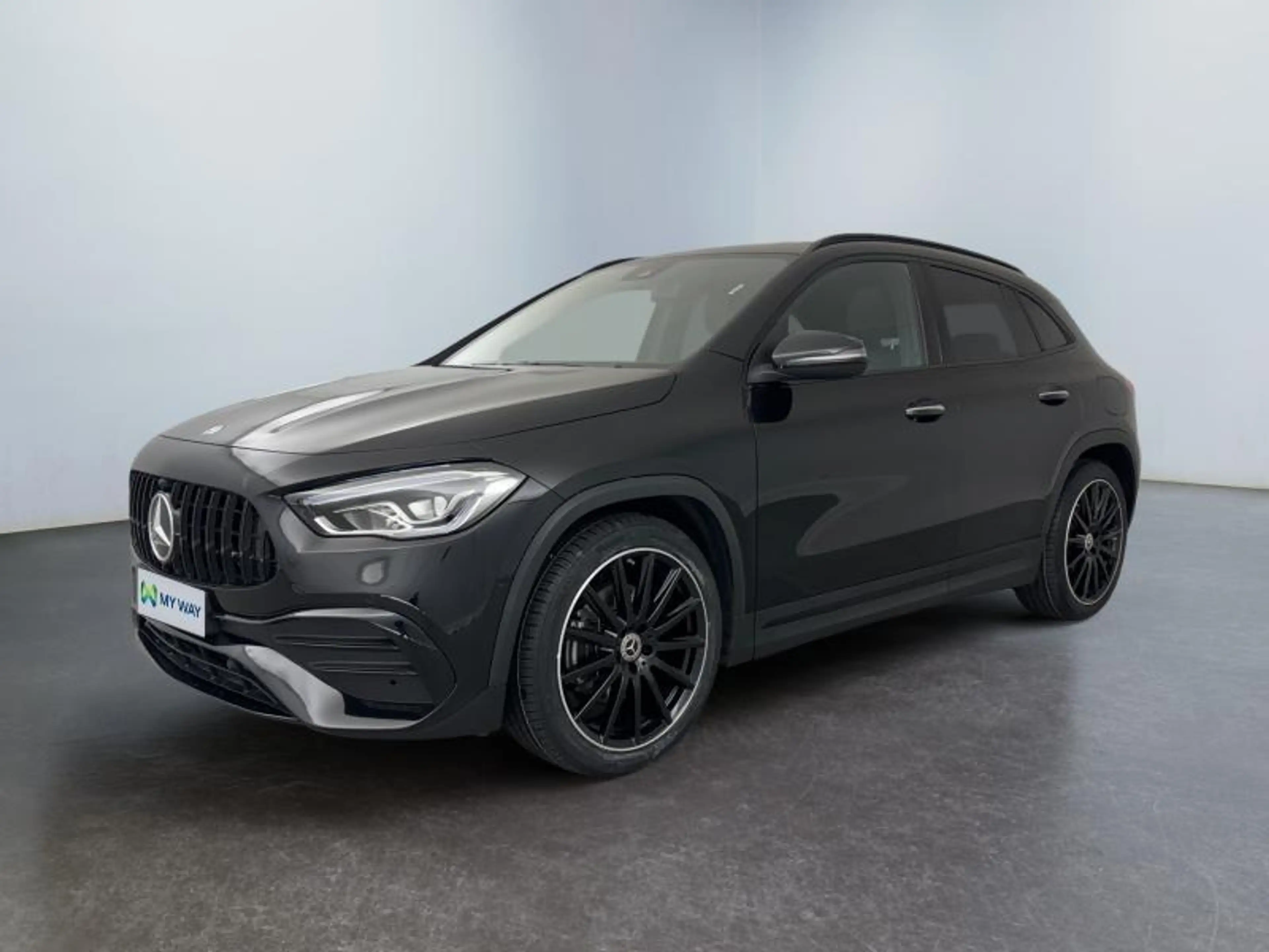 Mercedes-Benz GLA 180 Pack AMG | 1.4 Essence 136cv | Boite auto | GPS |