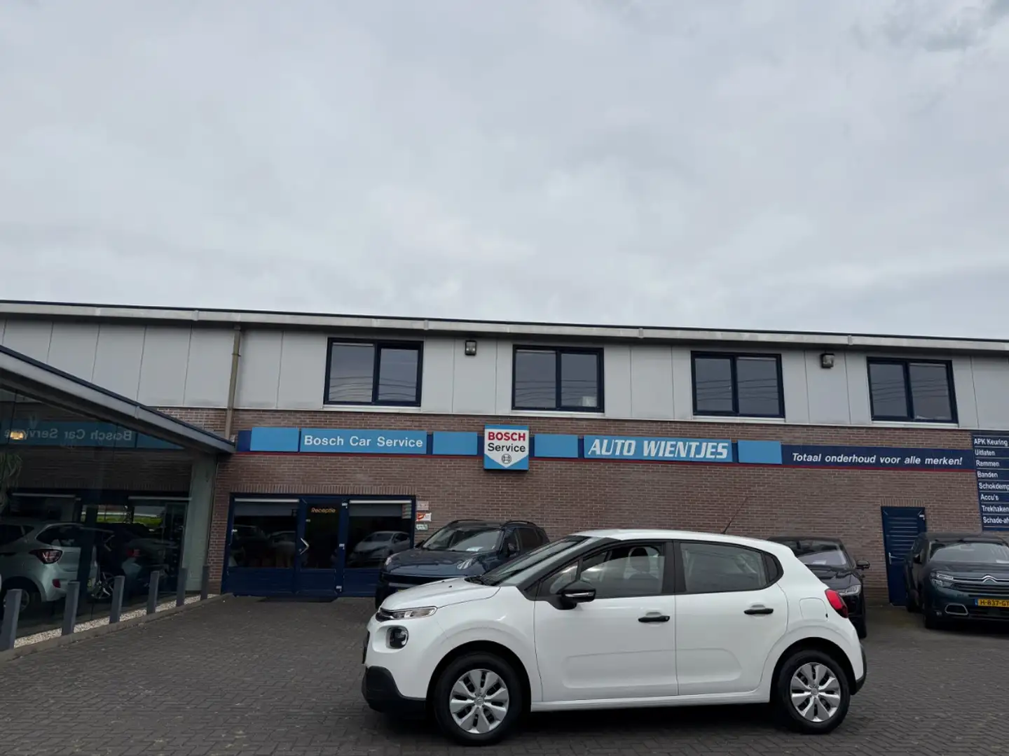 Citroen C3 1.2 PureTech | Live 5-Drs | Airco | Cruise Wit - 1