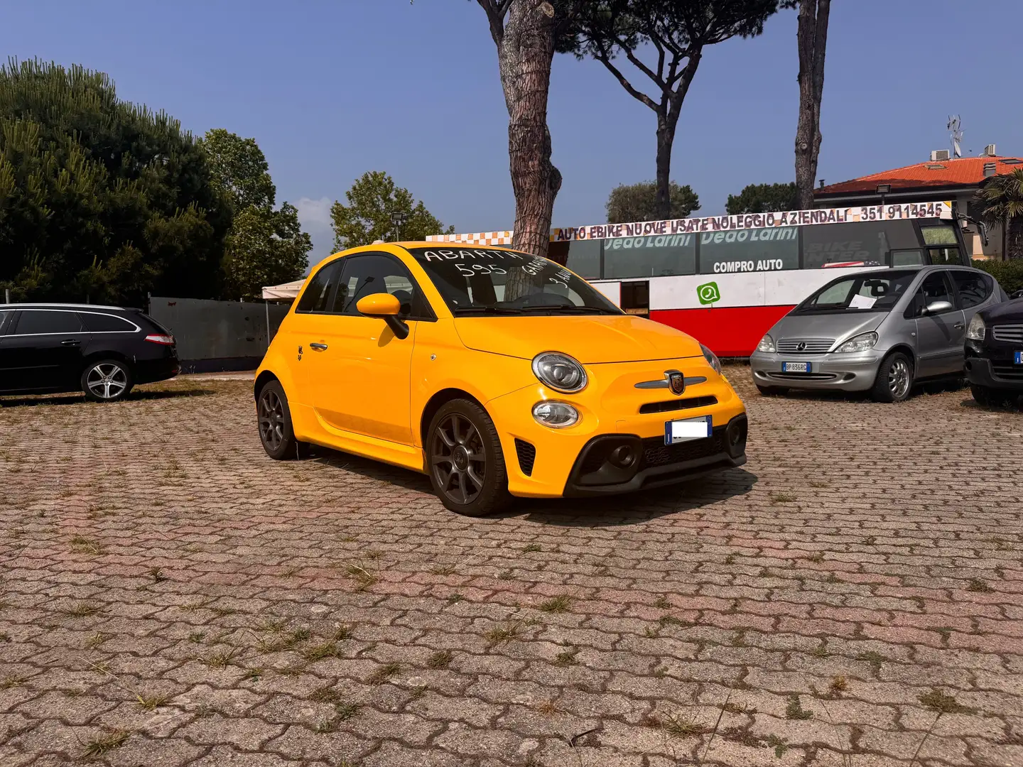 Abarth 595 1.4 t-jet 145cv Sárga - 1