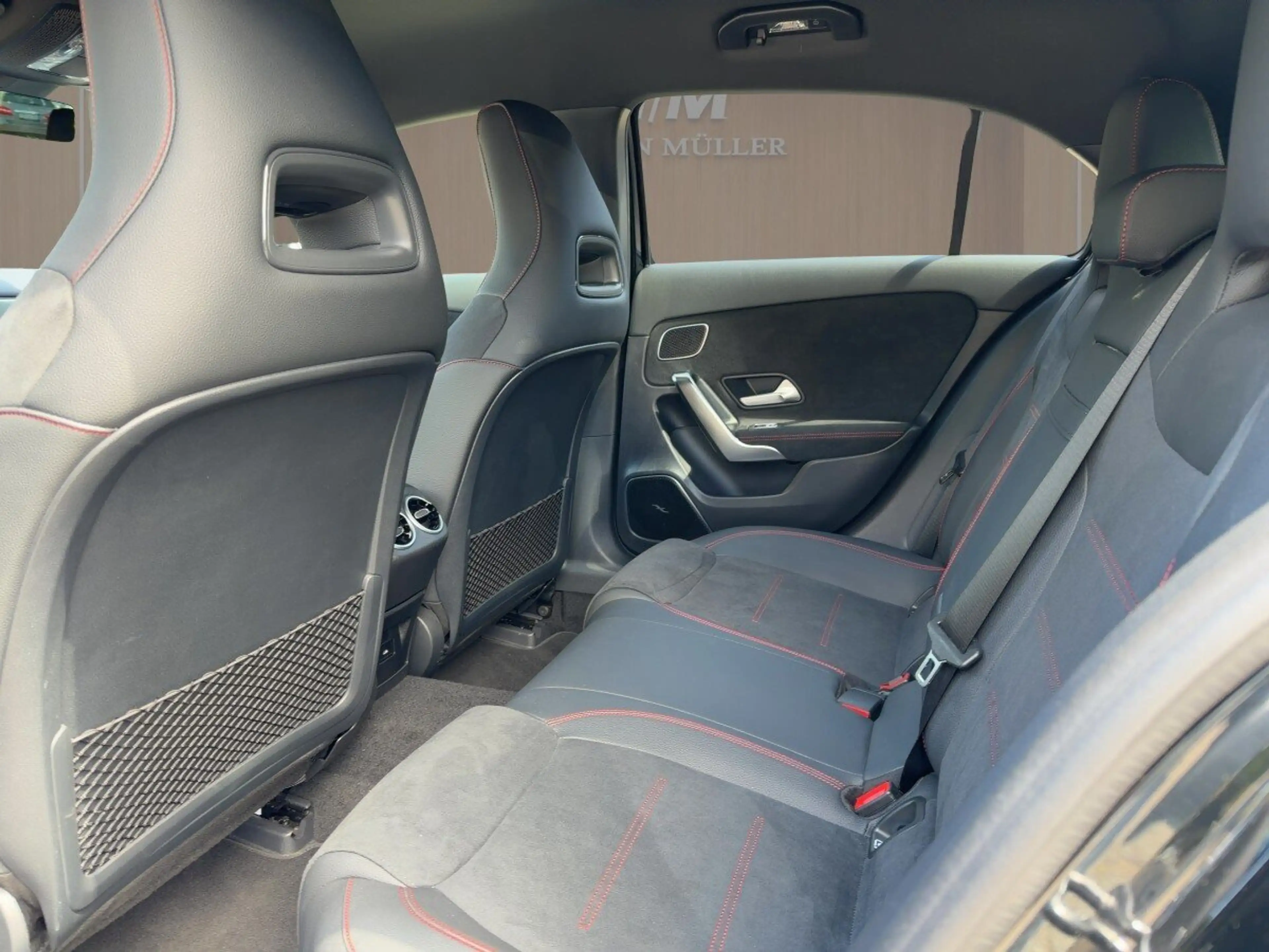 Mercedes-Benz A 200 A 200 d Kompaktlimousine AMG+360+BURM.+NIGHT Navi — photo 7