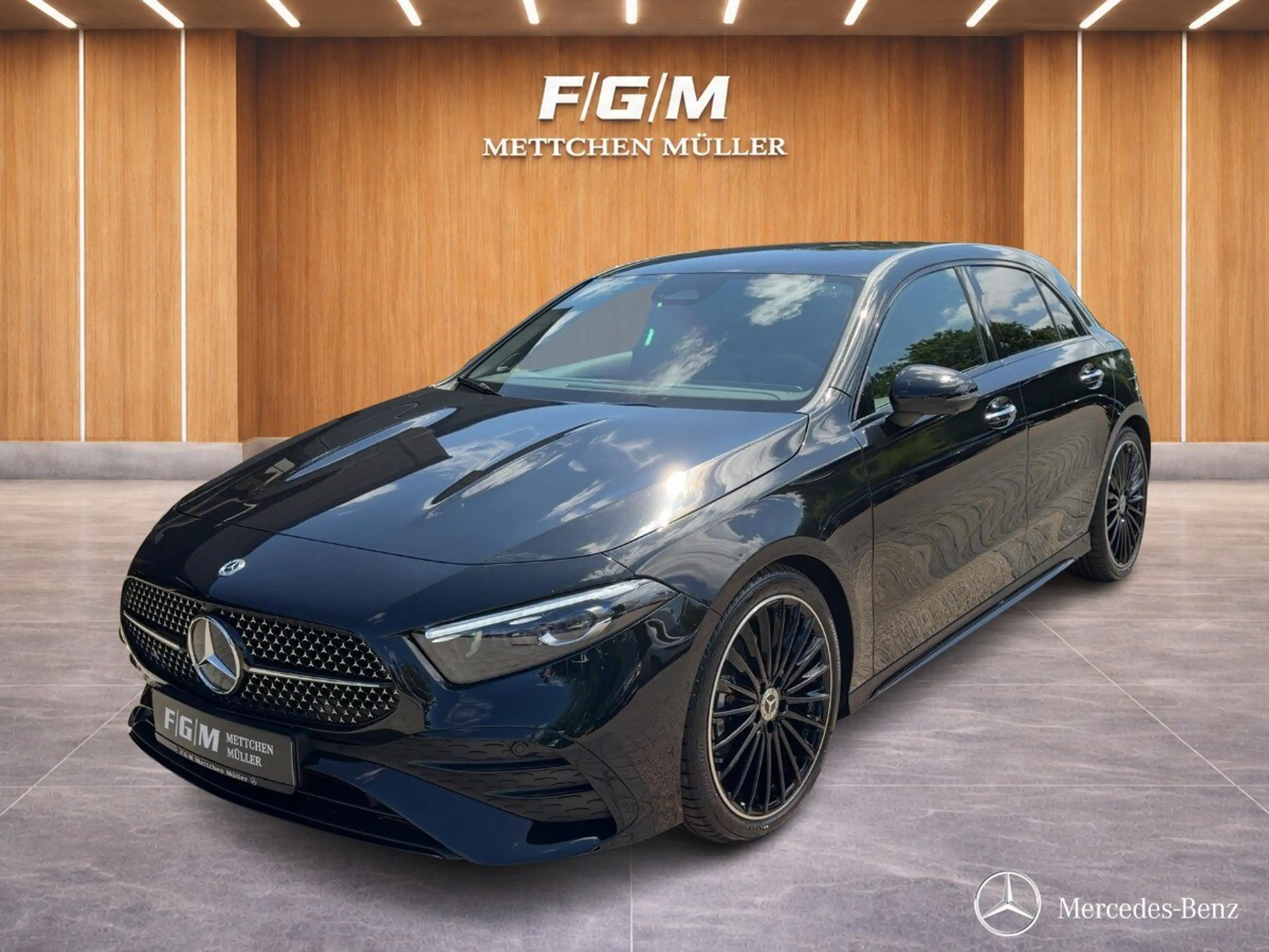 Mercedes-Benz A 200 A 200 d Kompaktlimousine AMG+360+BURM.+NIGHT Navi