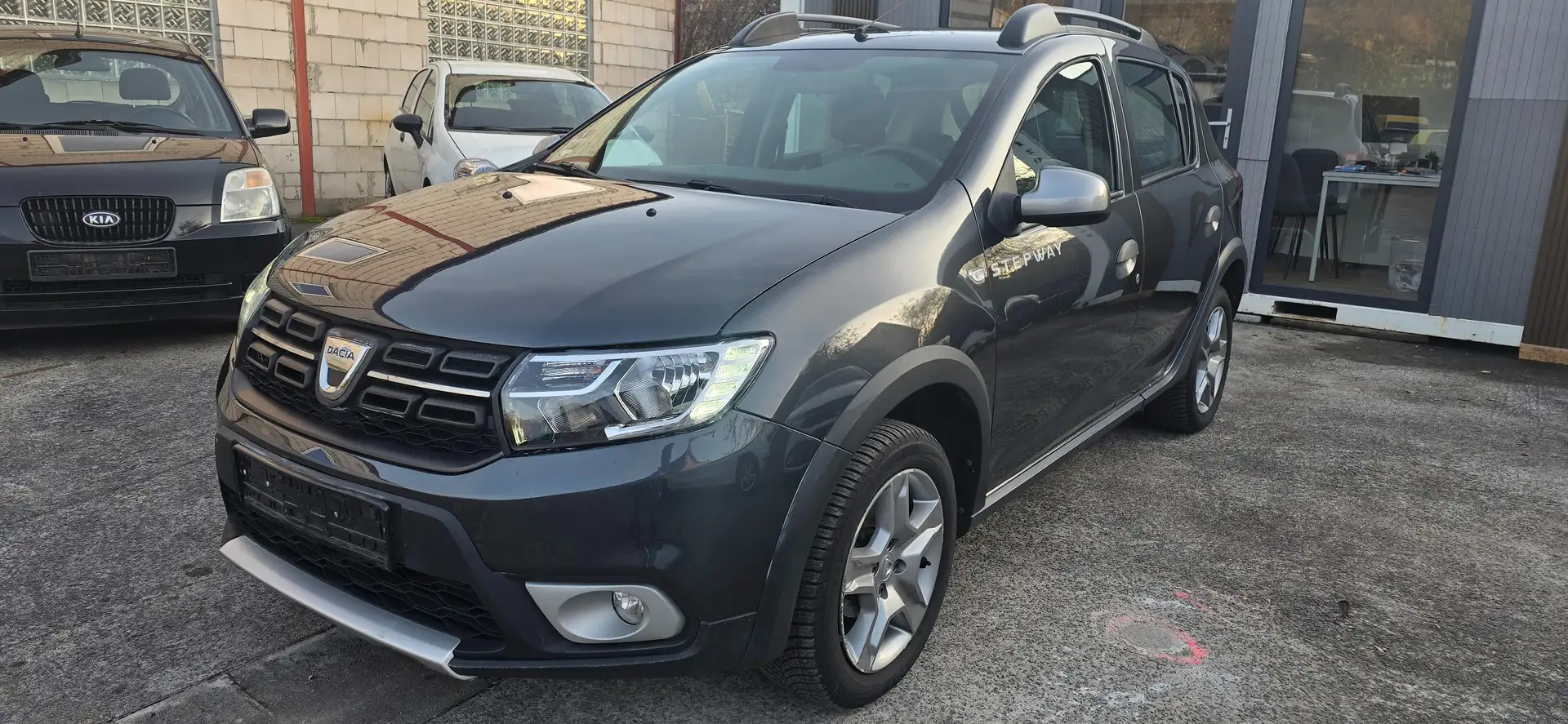 Dacia Sandero Stepway Prestige Grau - 1