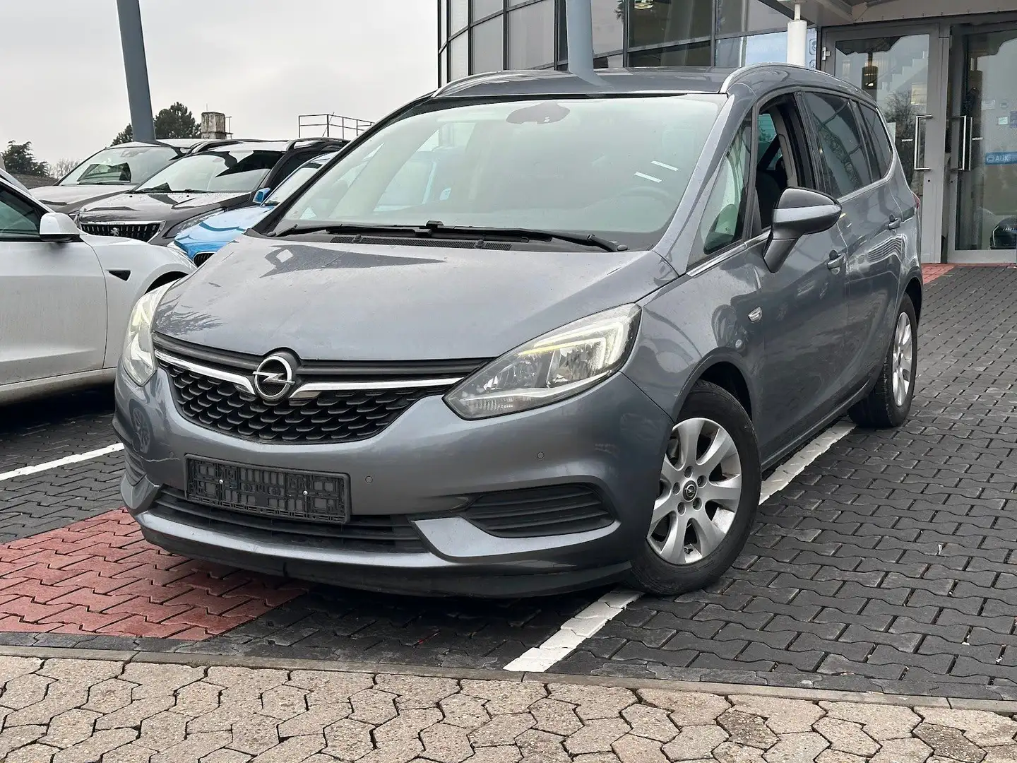 Opel Zafira Tourer Edition NAVI. Kamera. PDC. Automat Gris - 2