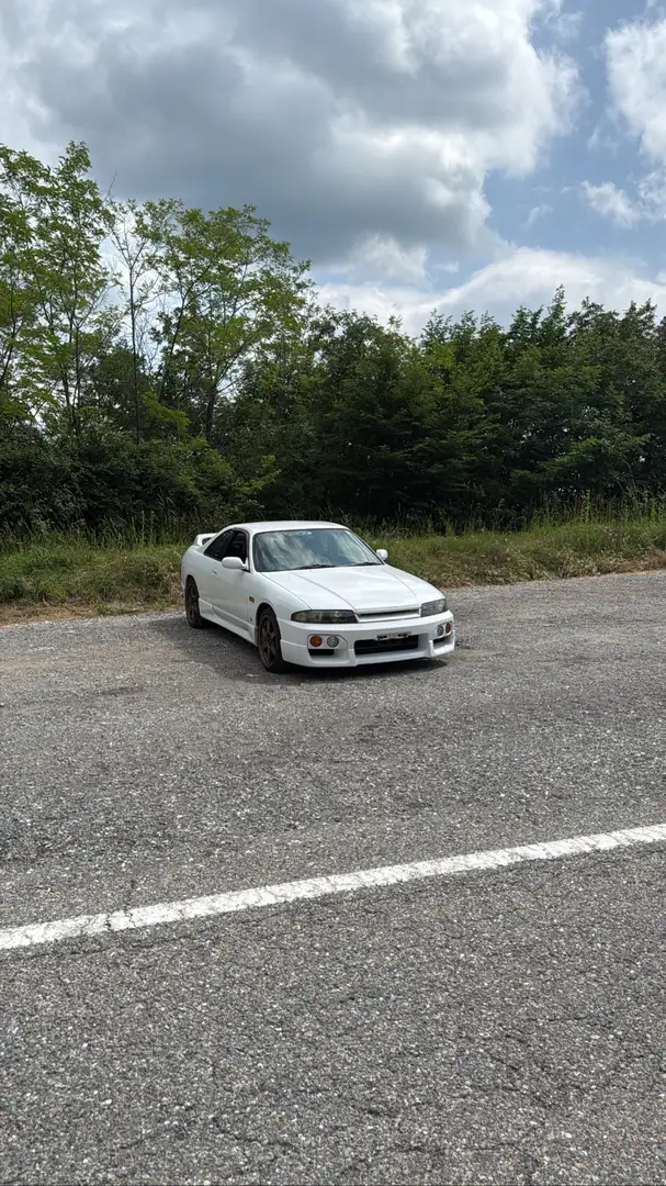 Nissan Skyline gts-t - 2