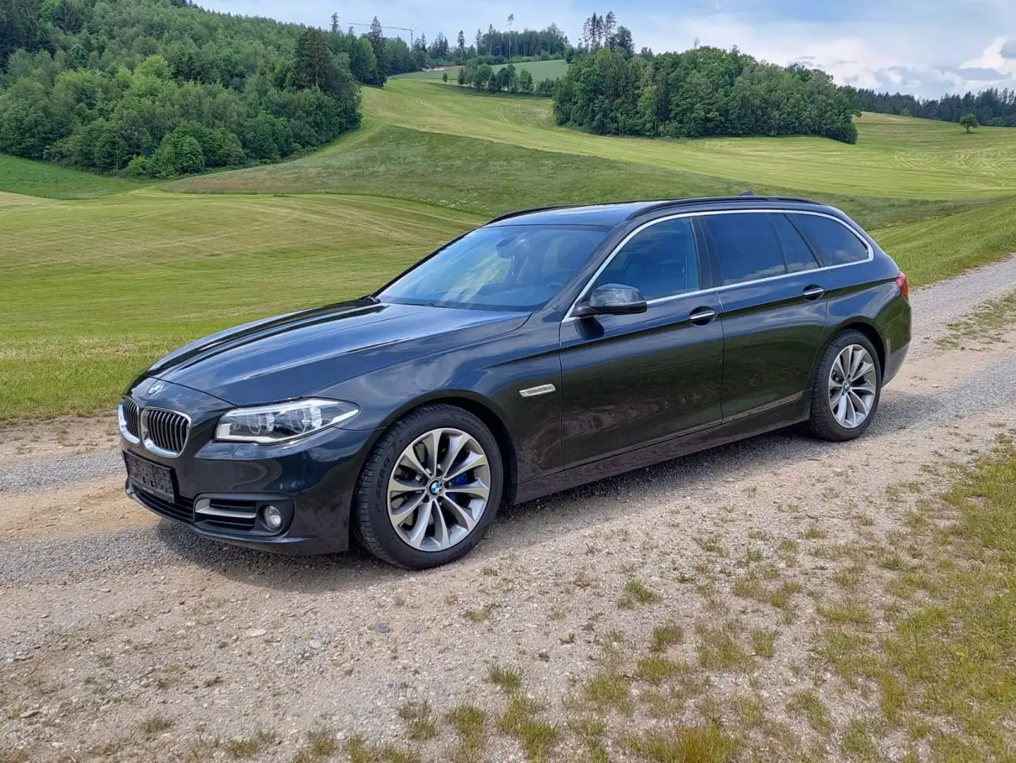 BMW 525 525d xDrive Touring Aut. Gri - 1
