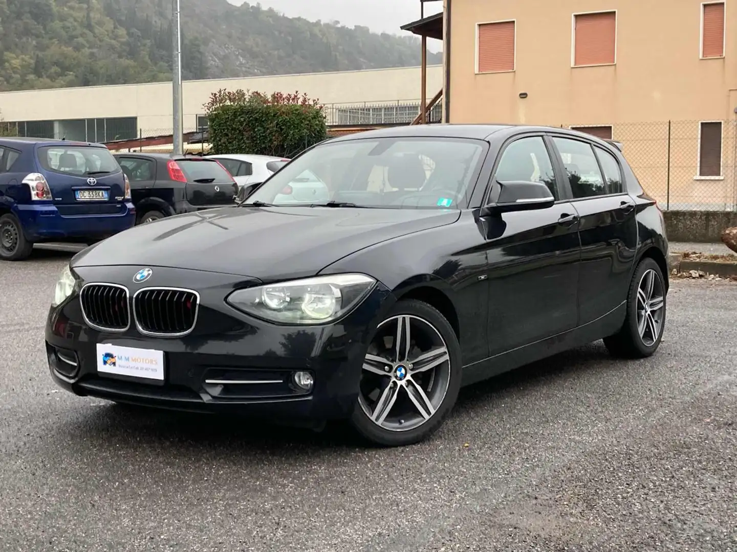 BMW 114 d 5p. Sport Noir - 1