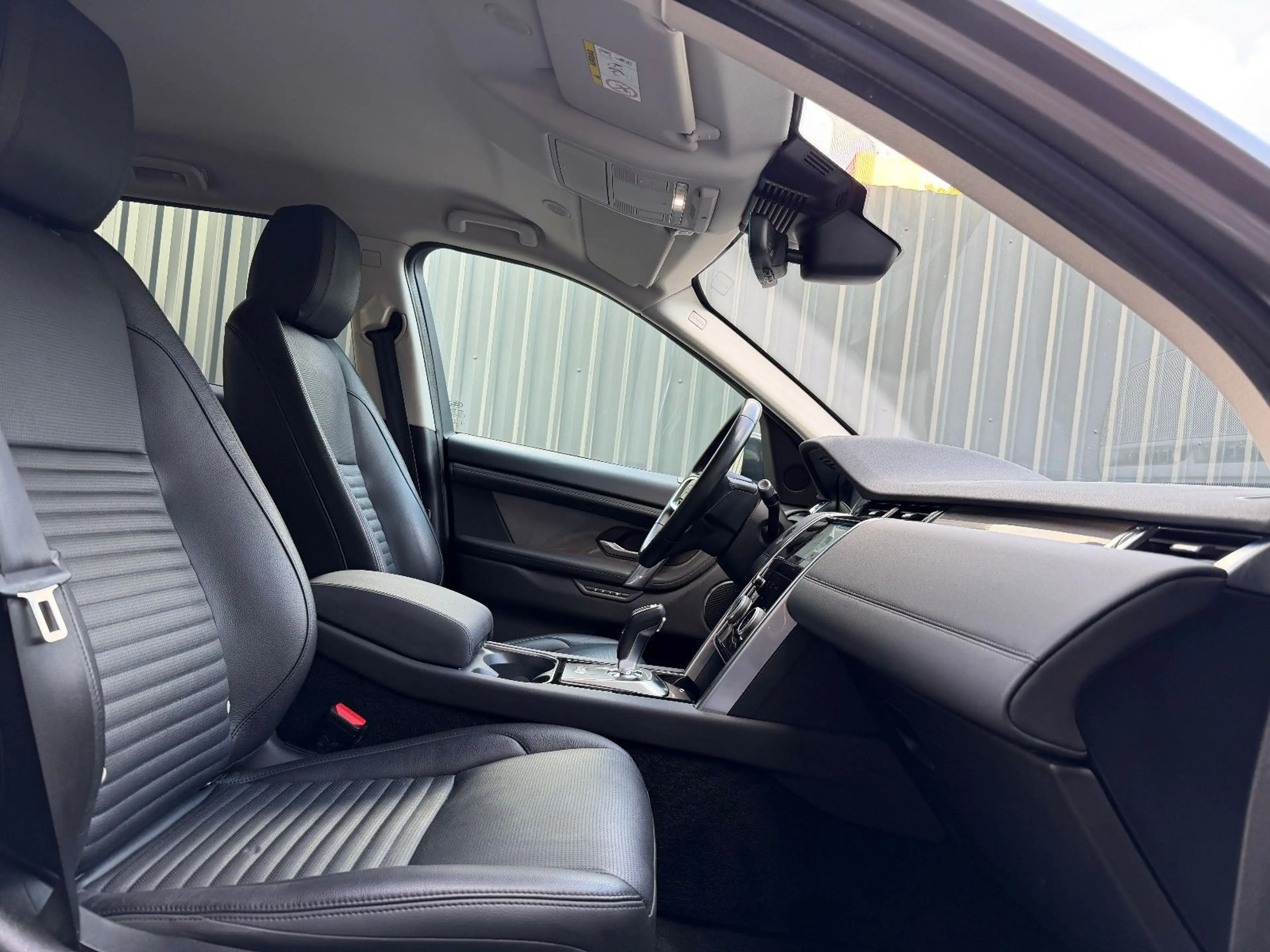 Land Rover Discovery Sport DISCOVERY SPORT P300e SE*MATRIX*MERIDIAN*20"ALU — photo 7