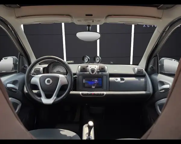 smart Fortwo view 13