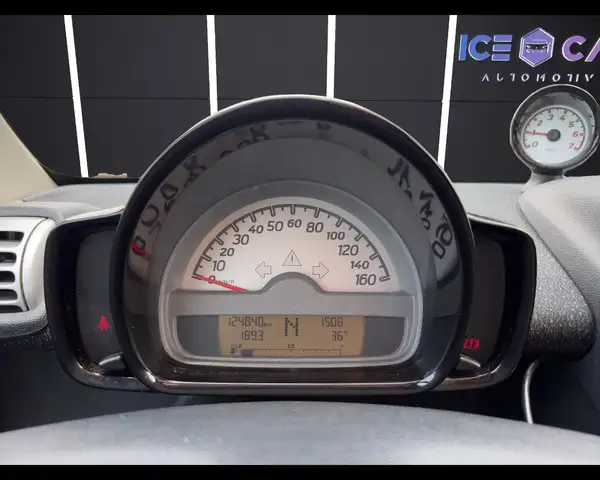 smart Fortwo view 12