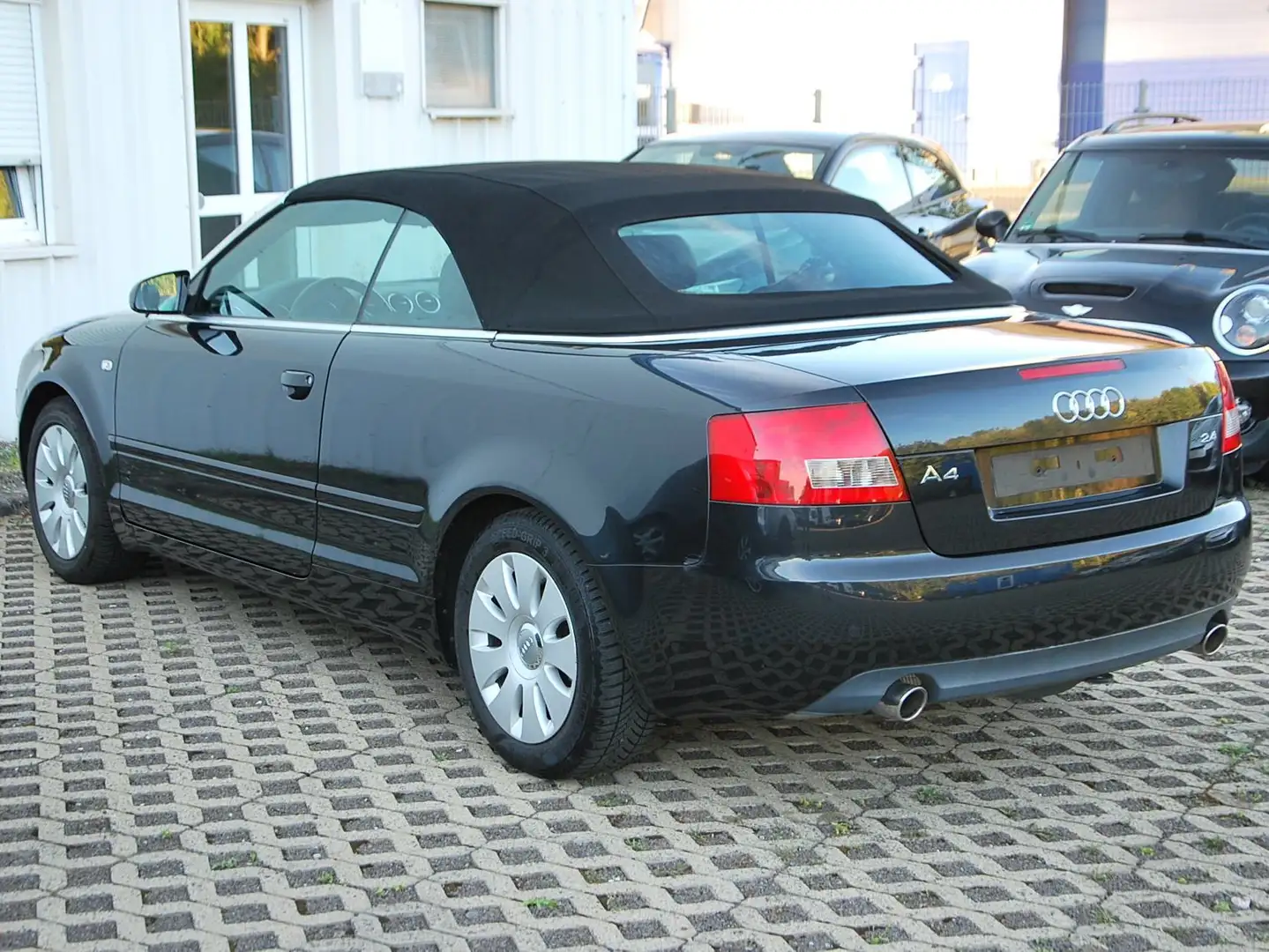 Audi A4 2.4 Voll ! Noir - 2