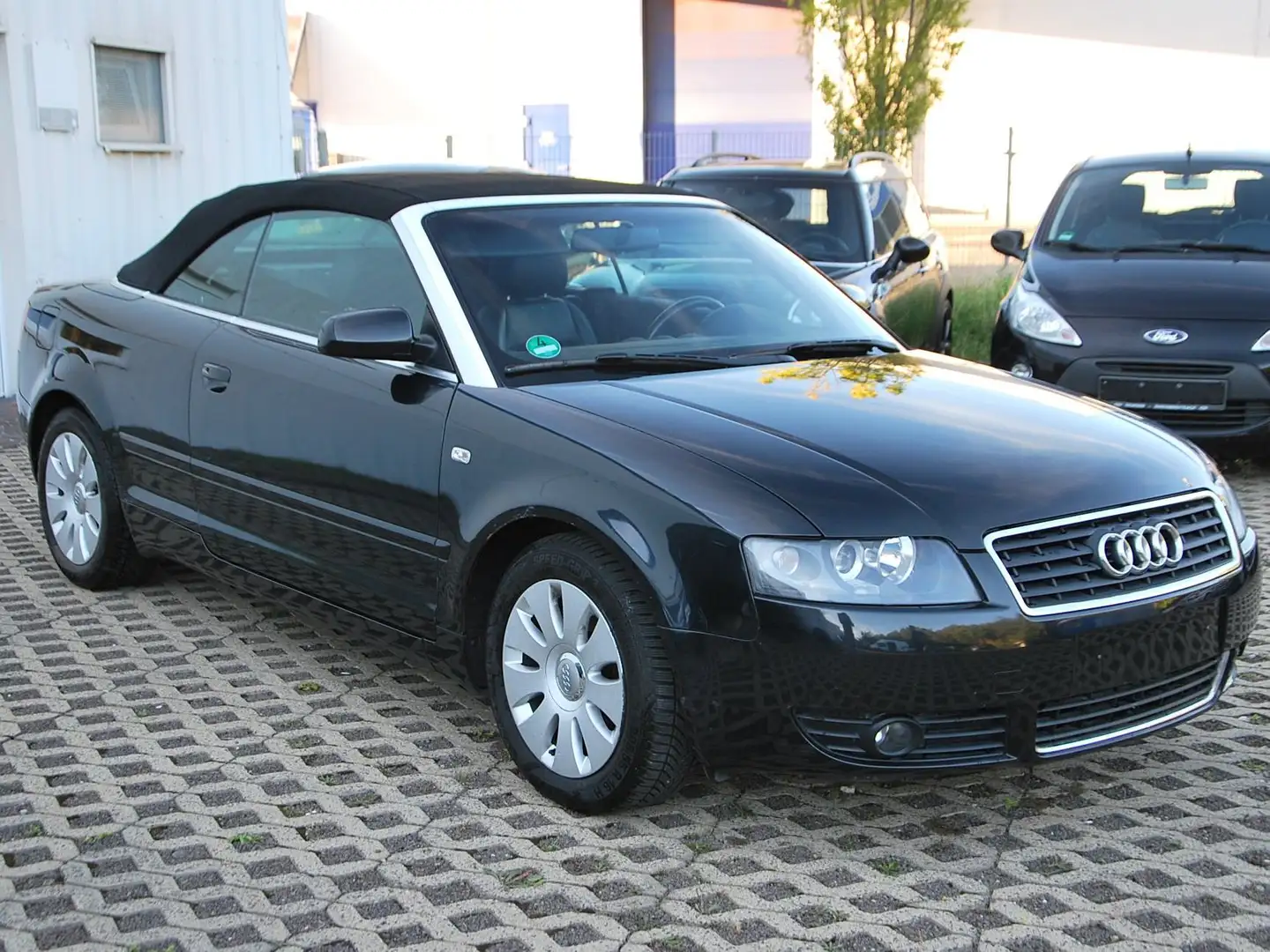 Audi A4 2.4 Voll ! Noir - 1