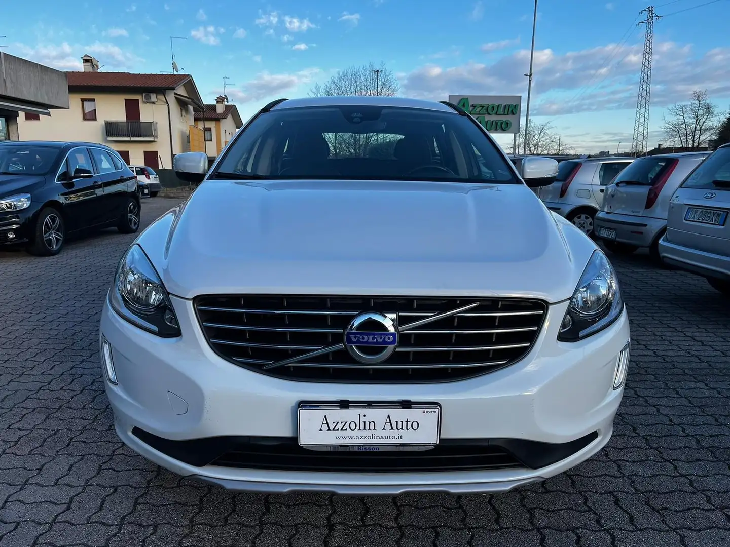 Volvo XC60 2.0 D4 CAMBIO AUT. euro 6 /TAGLIANDI  VOLVO Bianco - 2