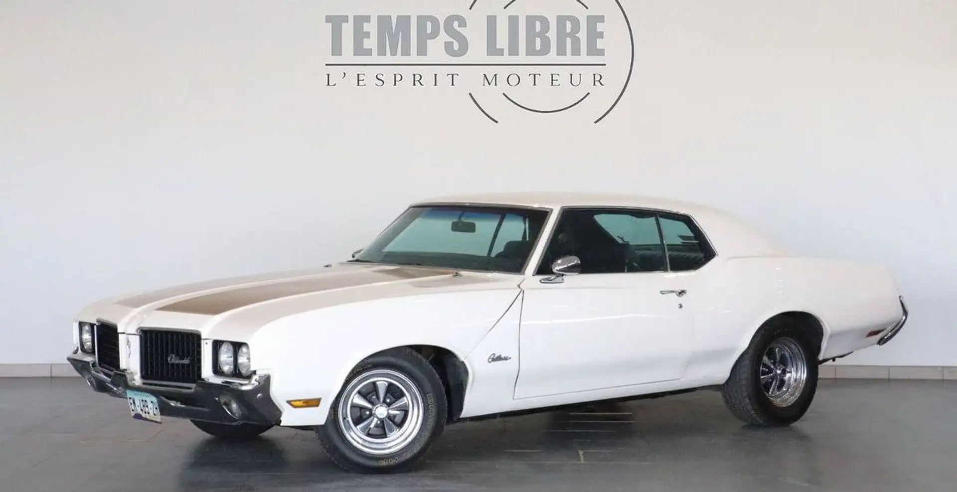 Oldsmobile Cutlass v8 Weiß - 1