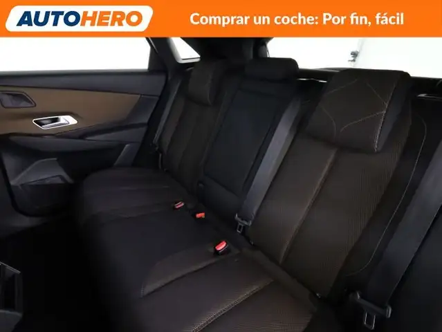 DS Automobiles DS 7 Crossback view 15