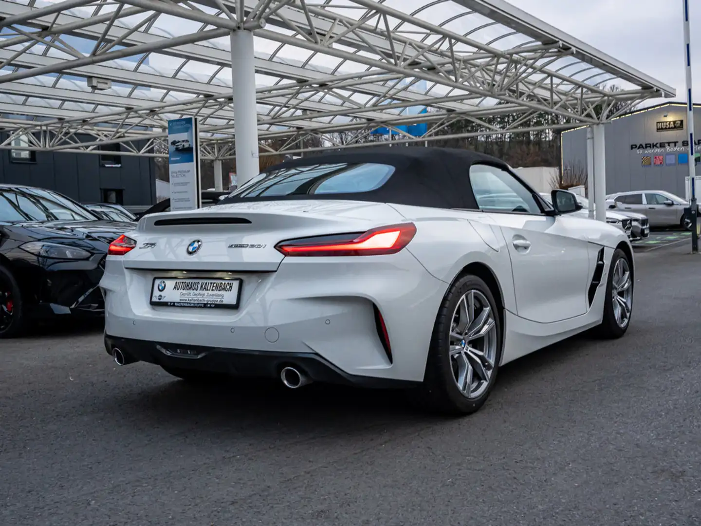 BMW Z4 sDrive 20i M-Sport LED NAVI H/K LEDER Weiß - 2