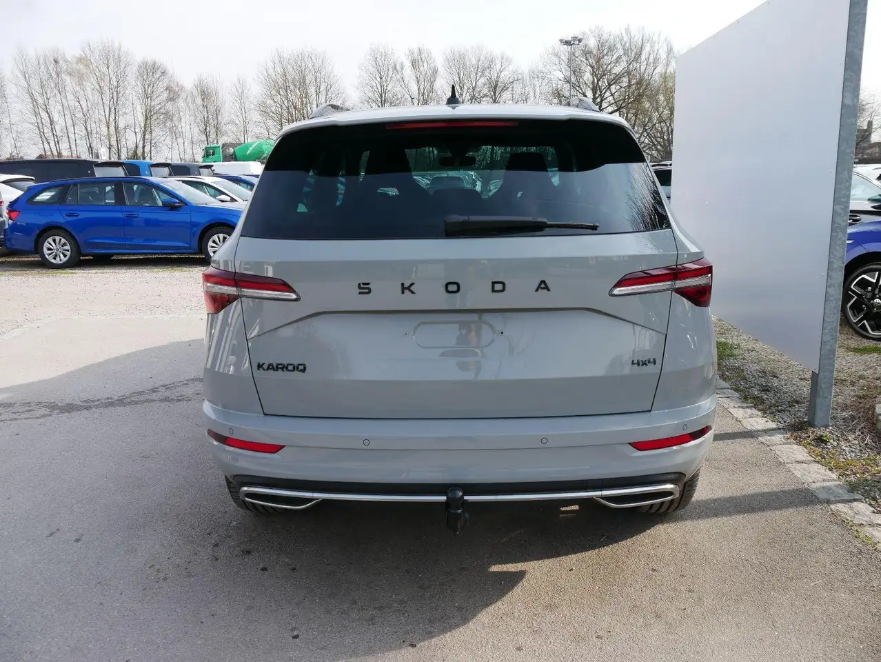 Skoda Karoq Sportline 2.0 TSI 4x4 DSG DSG*ACC*AHK-SCHWENKBA..., миниатюра 2