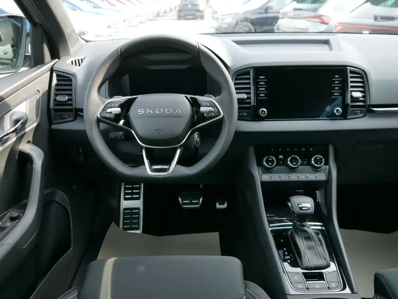 Skoda Karoq Sportline 2.0 TSI 4x4 DSG DSG*ACC*AHK-SCHWENKBA..., миниатюра 11
