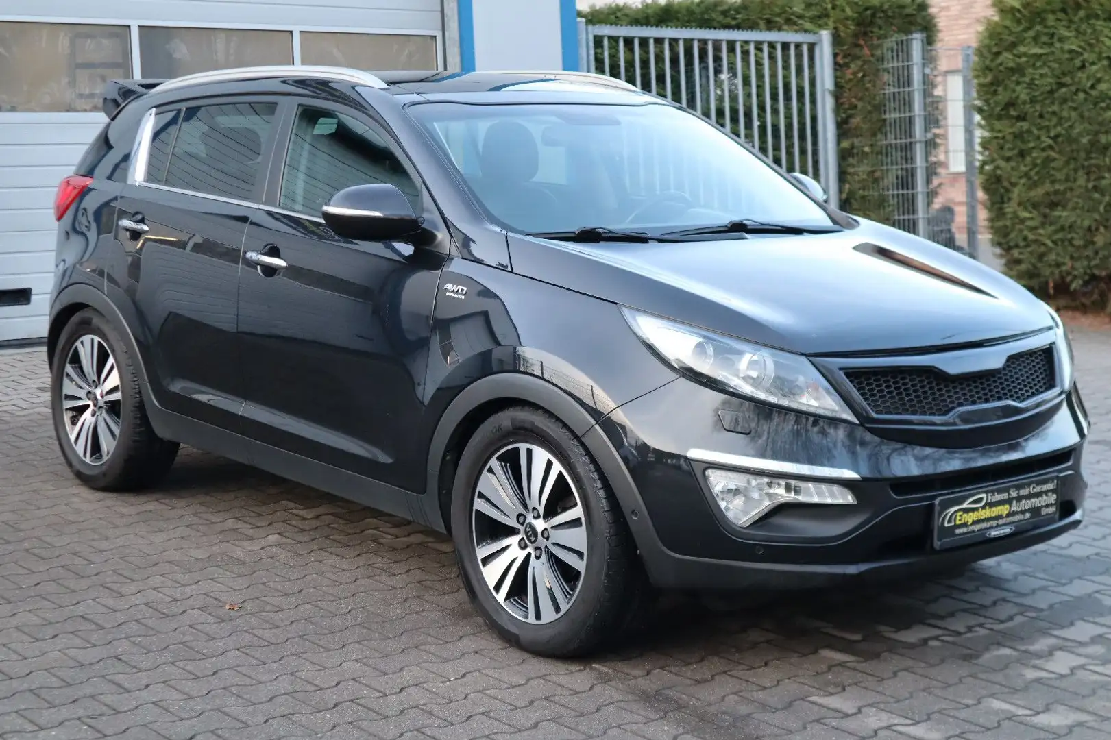 Kia Sportage Spirit 4WD Schwarz - 1