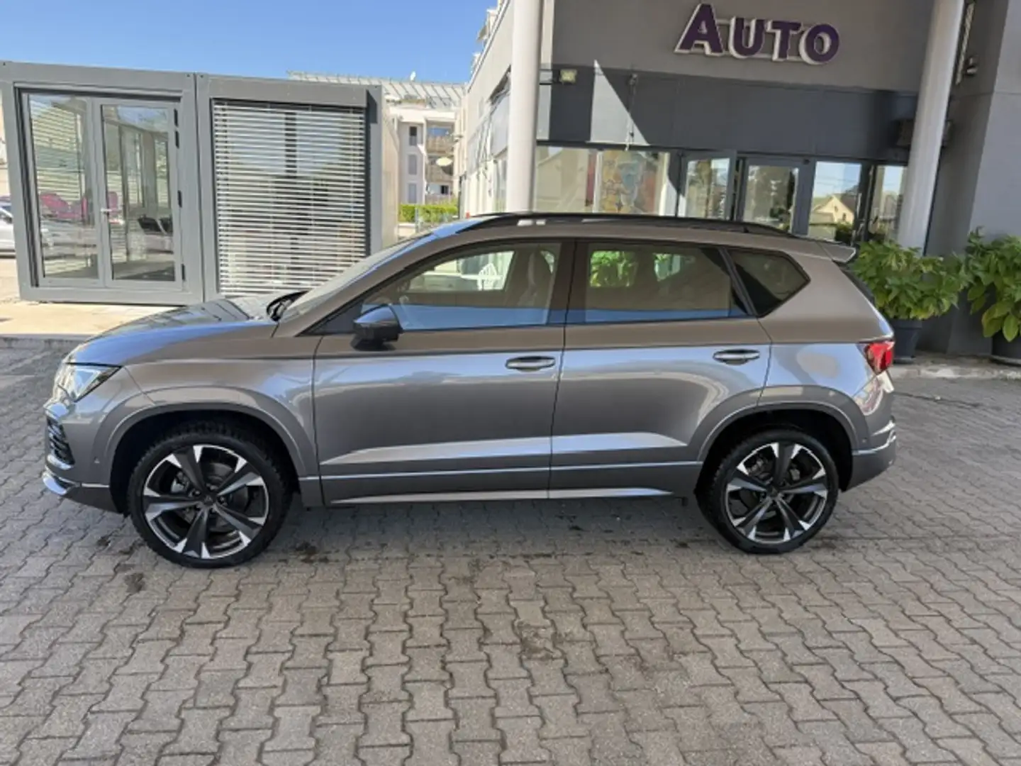 CUPRA Ateca Edition Grau - 2