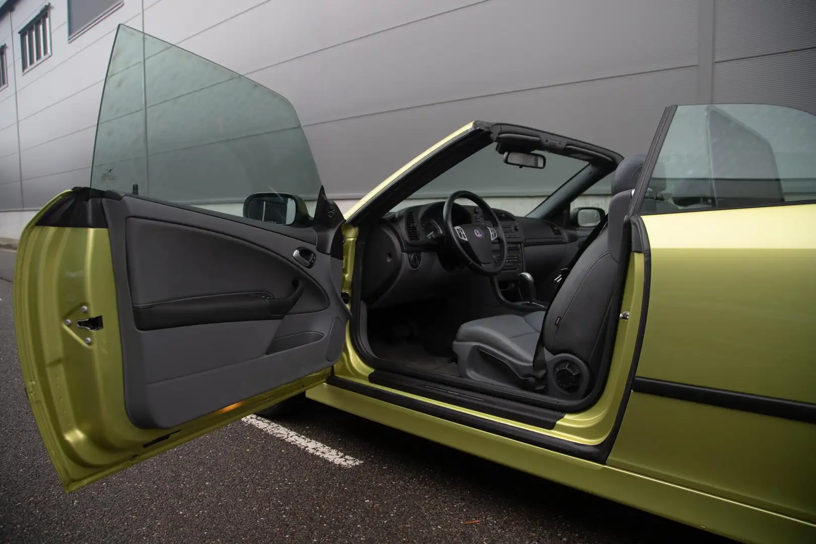 Saab 9-3 Cabrio 1.8t Vector | 144.000KM | Automaat | 1e Eig Grün - 2