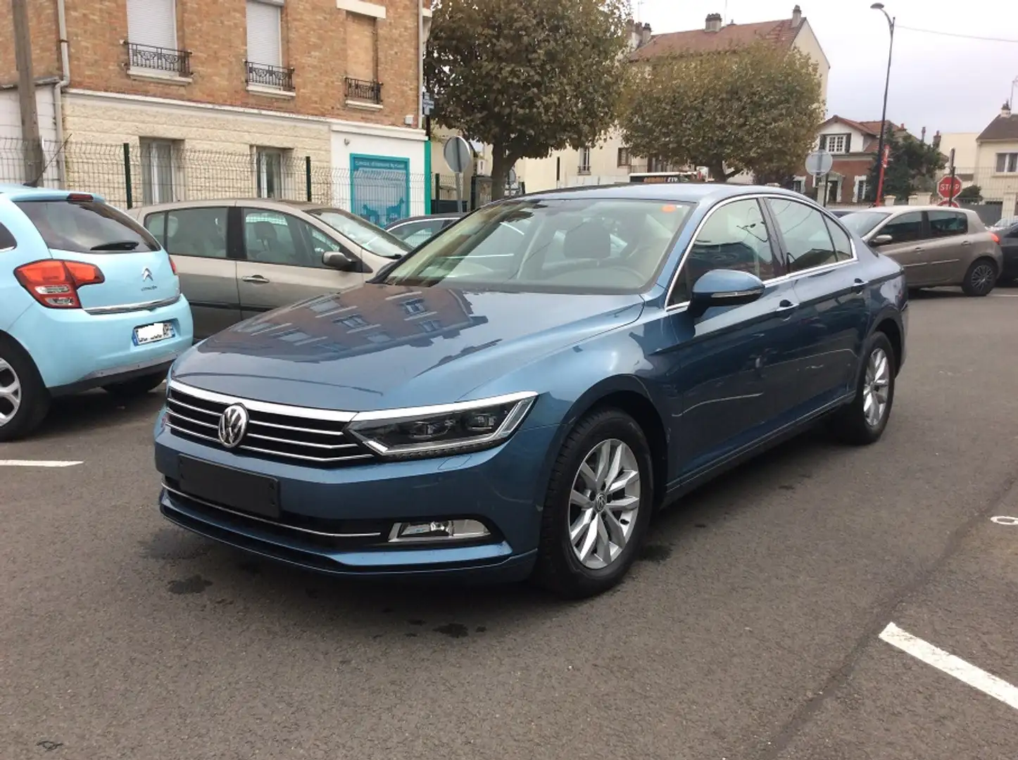 Volkswagen Passat 1.6 TDI 120 CONFORTLINE - 1