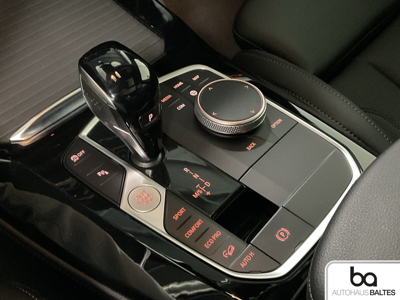 BMW X4 X4 xDrive20d M Sport 20"/Pano/Driv/Park/ACC/AHK — photo 11