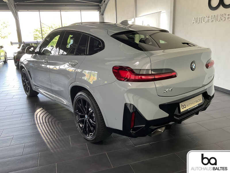 BMW X4 X4 xDrive20d M Sport 20"/Pano/Driv/Park/ACC/AHK — photo 4