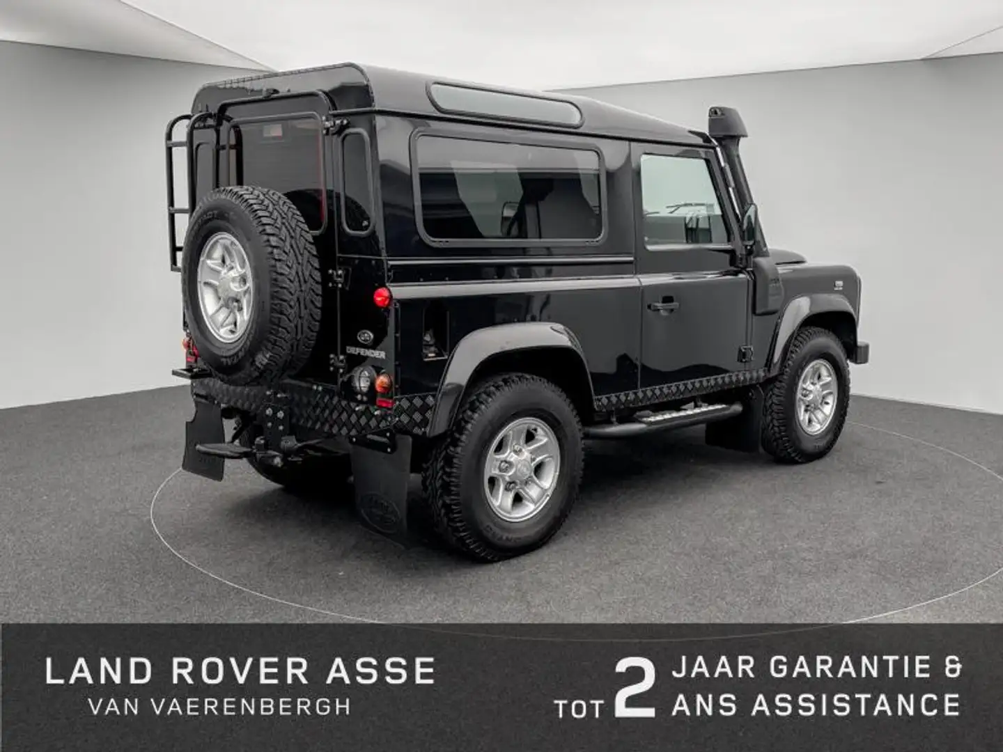 Land Rover Defender 90 2.2 TD4 SE HT LV Siyah - 2