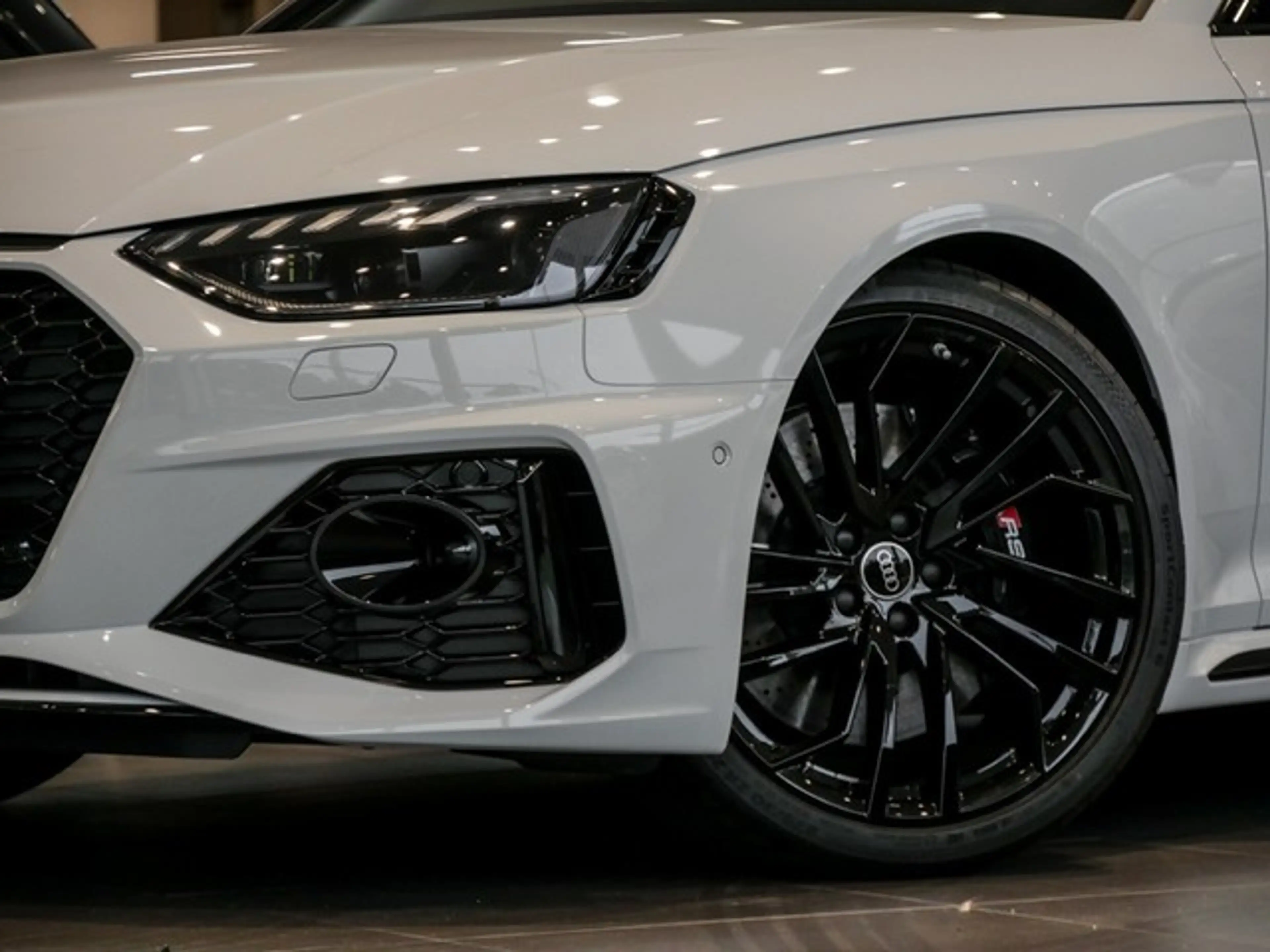 Audi RS4 RS 4 Avant Qu. ESSENTIALS PANO B&O NAPPA SPORTA... — photo 6