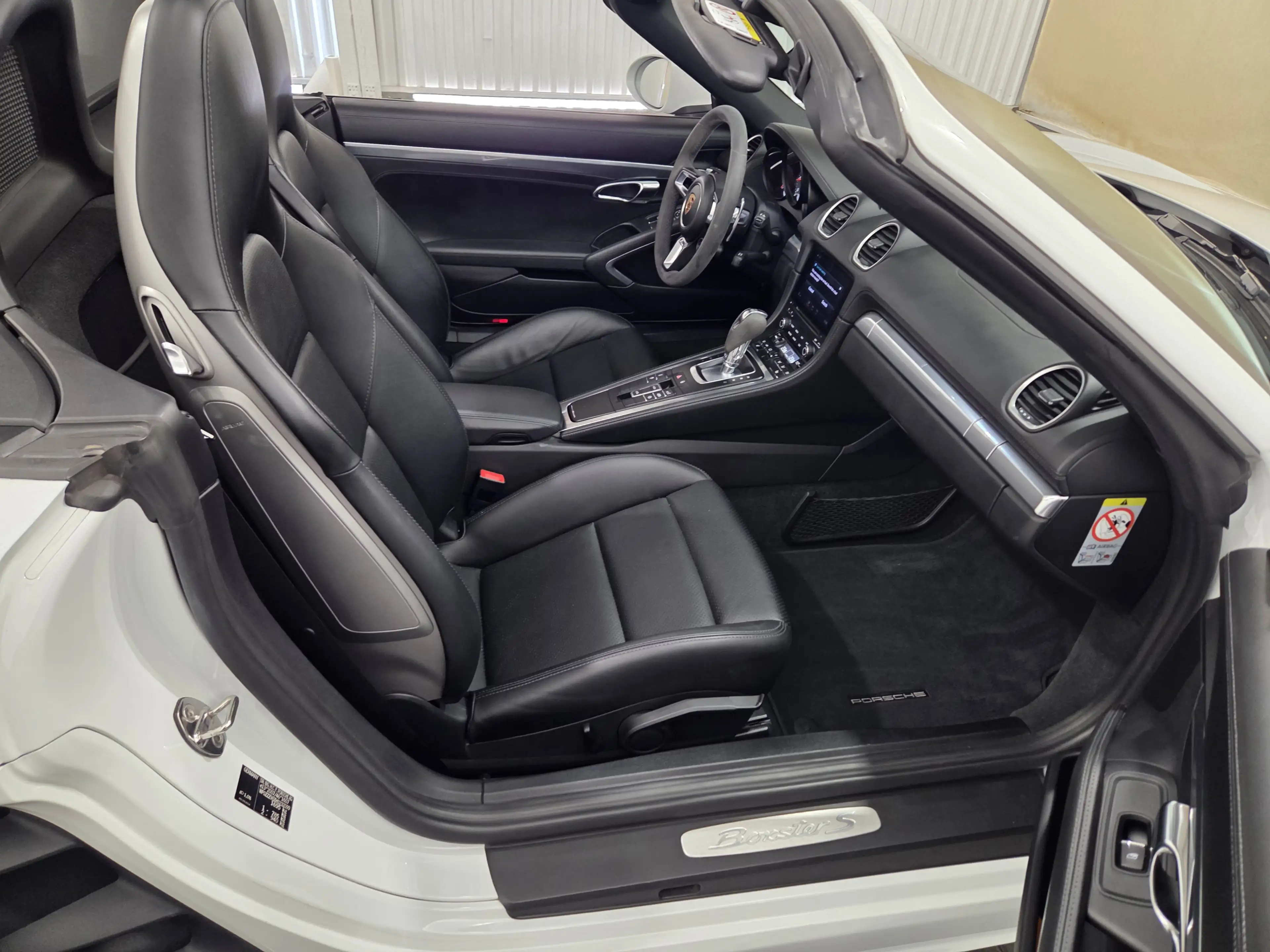Porsche Boxster S 718 PDK, LED, Chrono, Sportabgas, PASM — photo 11