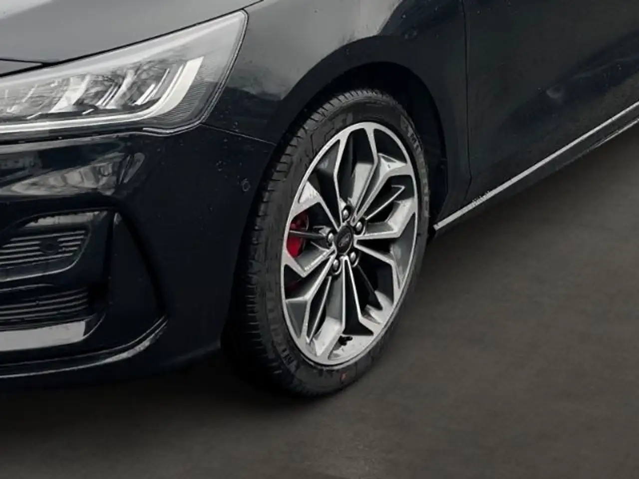 Ford Focus Turnier -(BS-FF) ST-Line X -(ACMAA VS-D3) 6