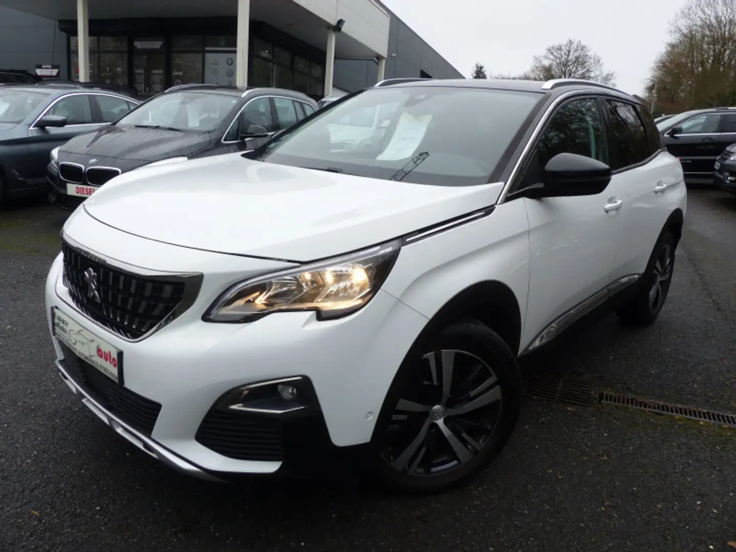 Peugeot 3008 1.2 PURETECH 130CH ALLURE S\u0026S EAT8  6CV Wit - 1