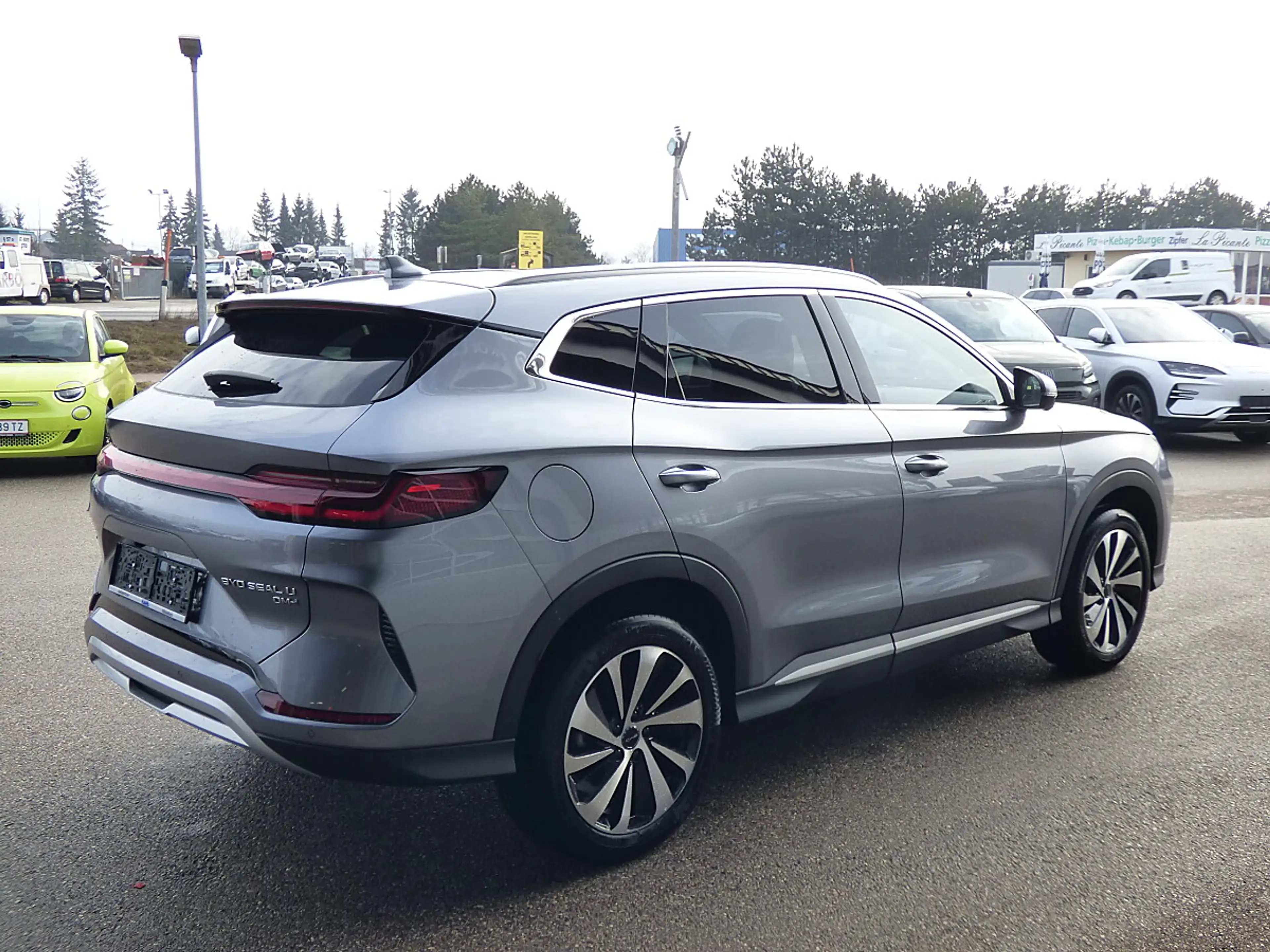 BYD Seal U DM-i PHEV 18,3kWh AWD Design Österreich Paket — photo 3