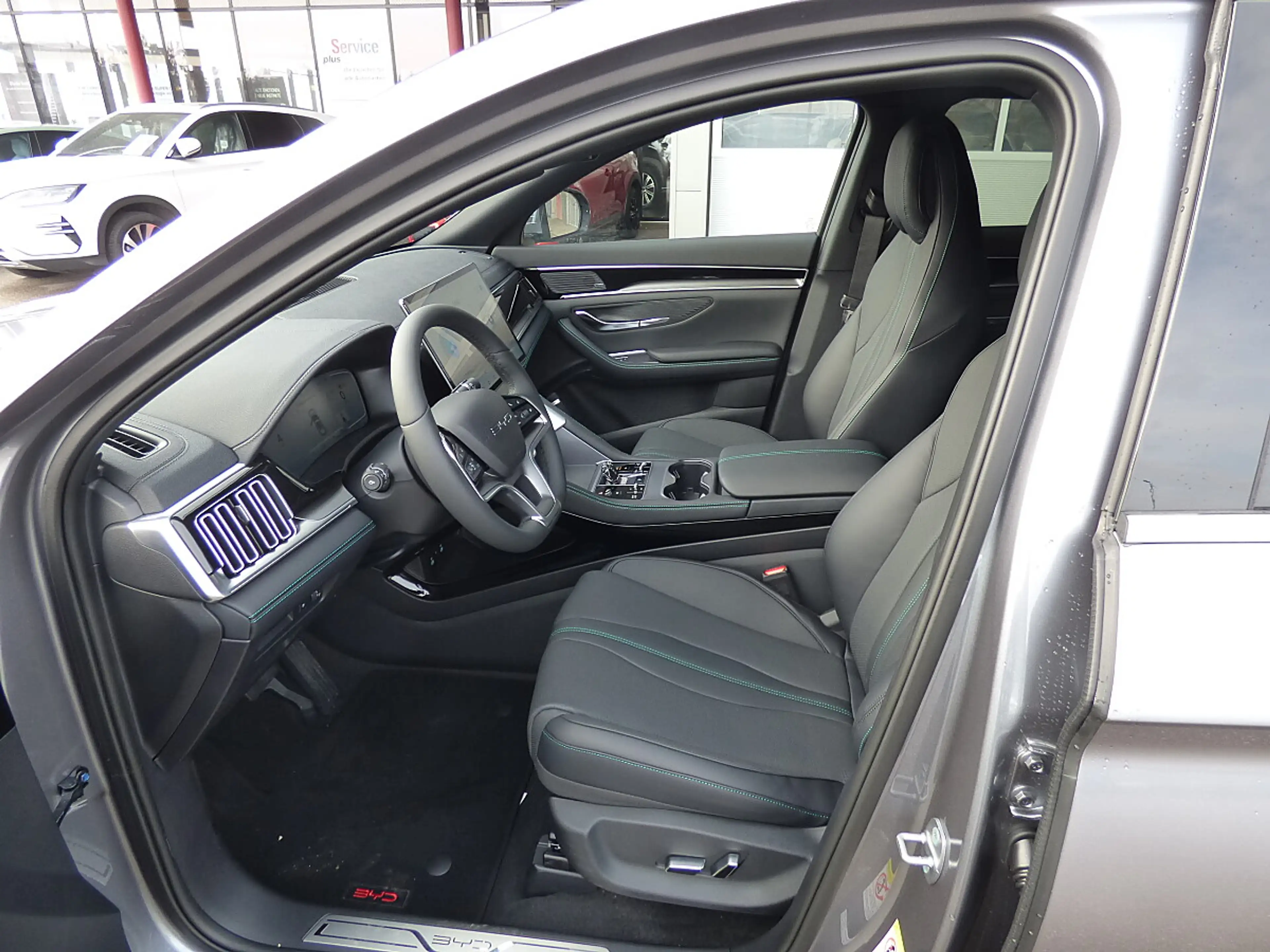 BYD Seal U DM-i PHEV 18,3kWh AWD Design Österreich Paket — photo 6