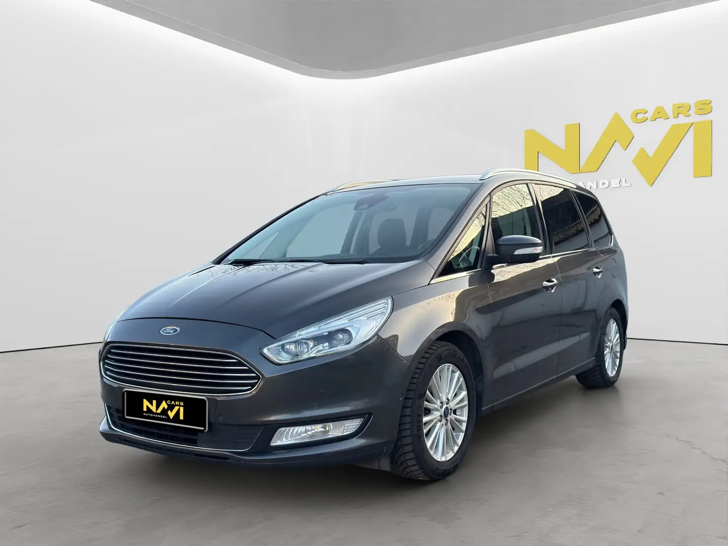 Ford Galaxy Titanium Grau - 1