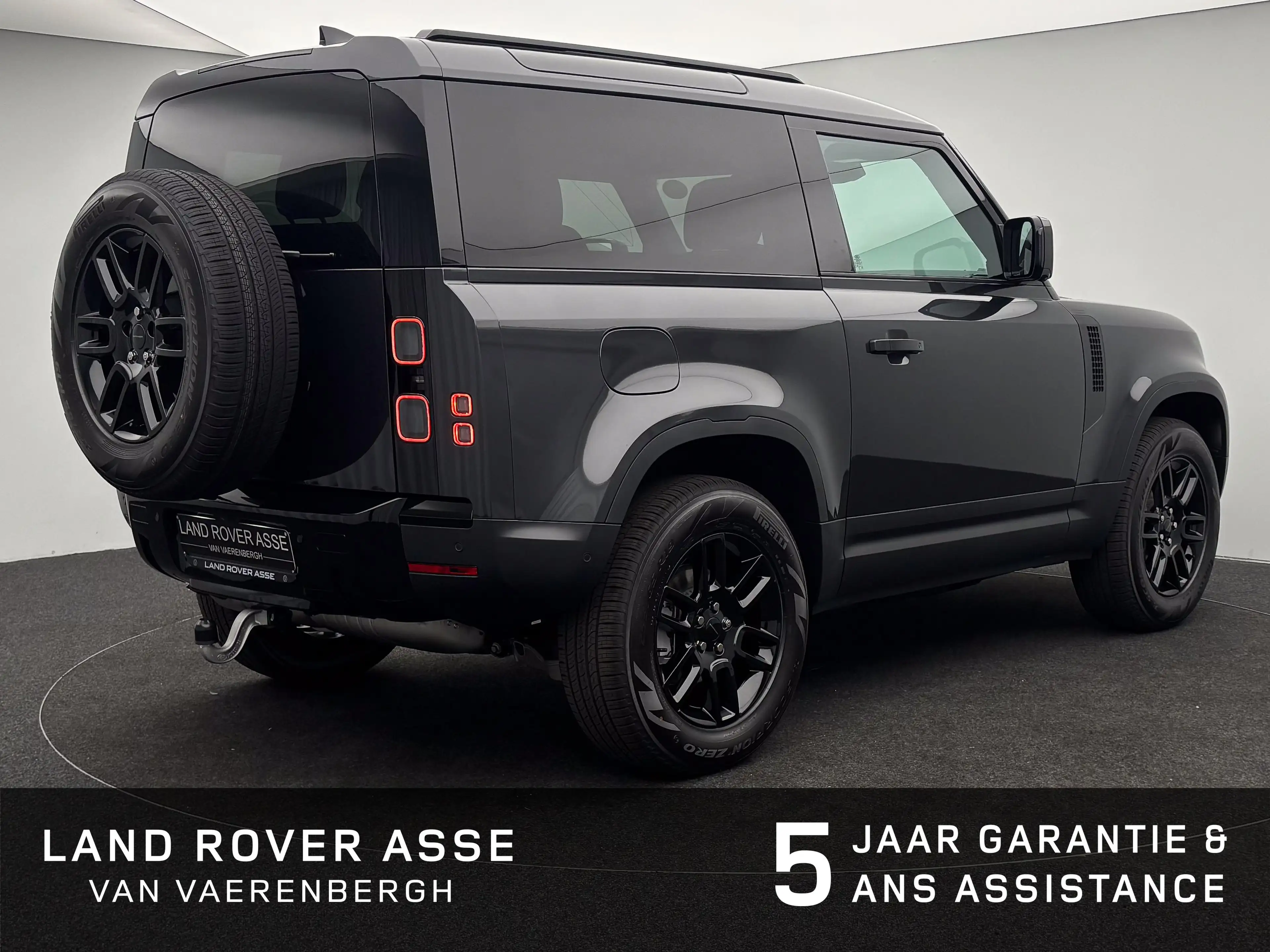 Land Rover Defender 90 D200 S AWD Auto. 26MY — photo 2